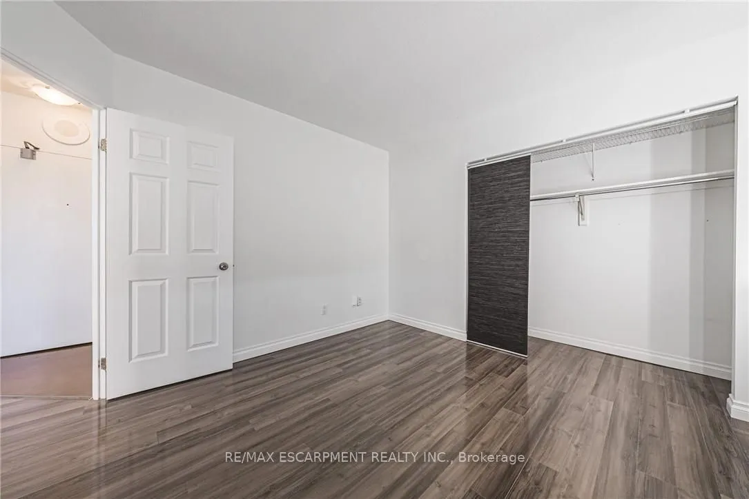 36 JAMES Street S, #1205