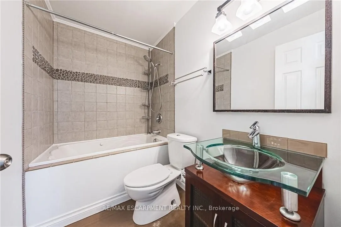 36 JAMES Street S, #1205