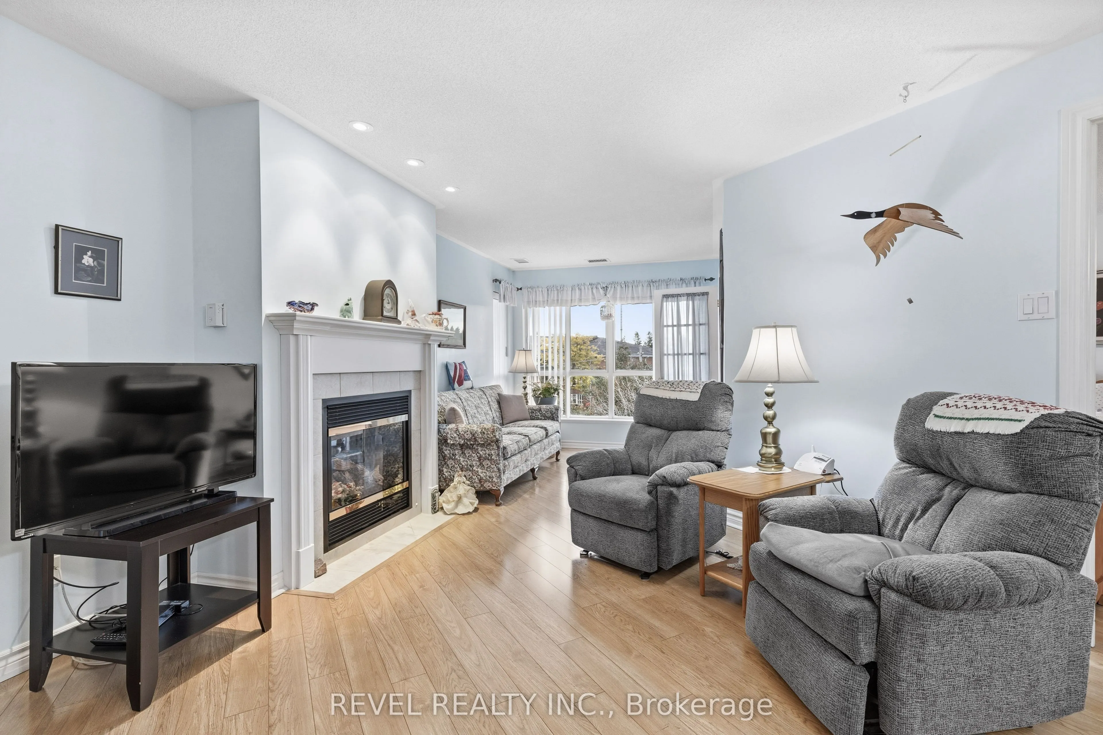 3 Heritage Way, #306