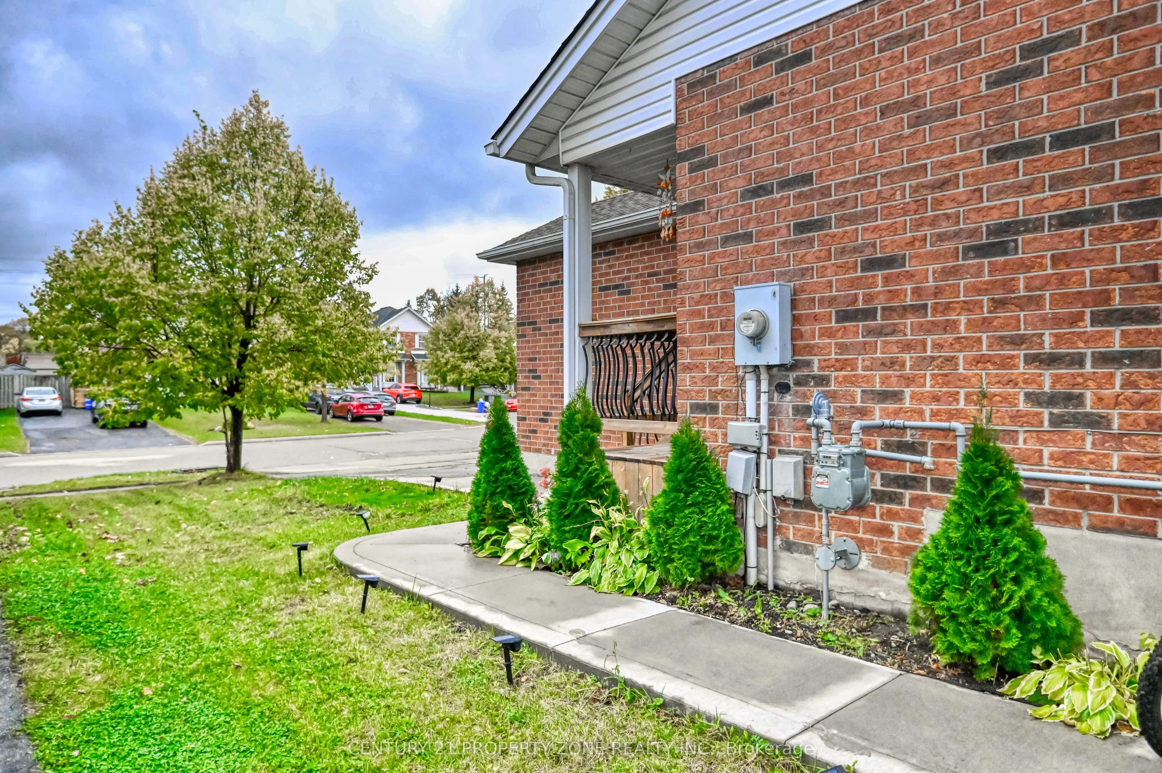 423 OLD NEWBURY Lane