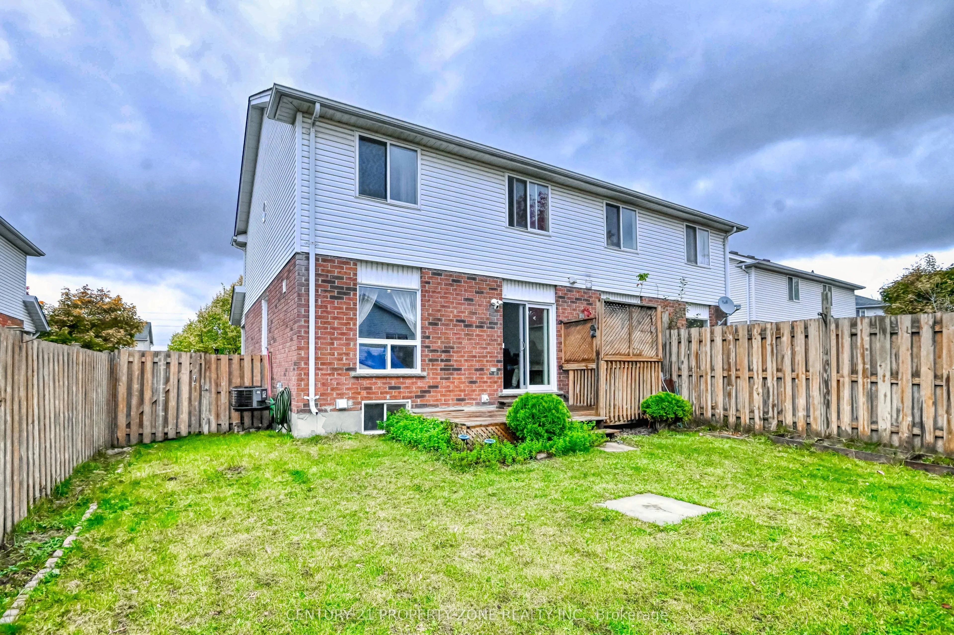 423 OLD NEWBURY Lane