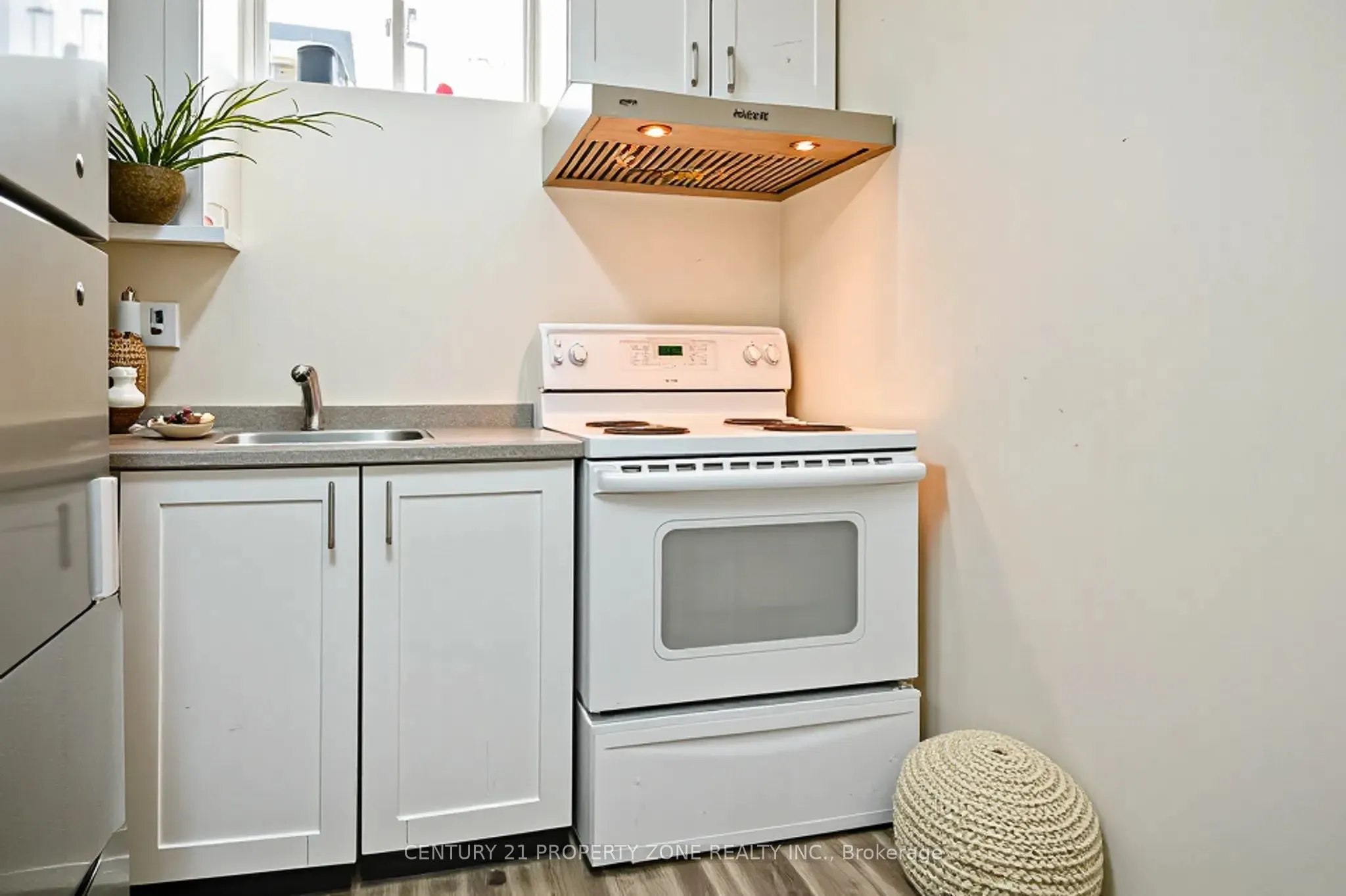 423 OLD NEWBURY Lane