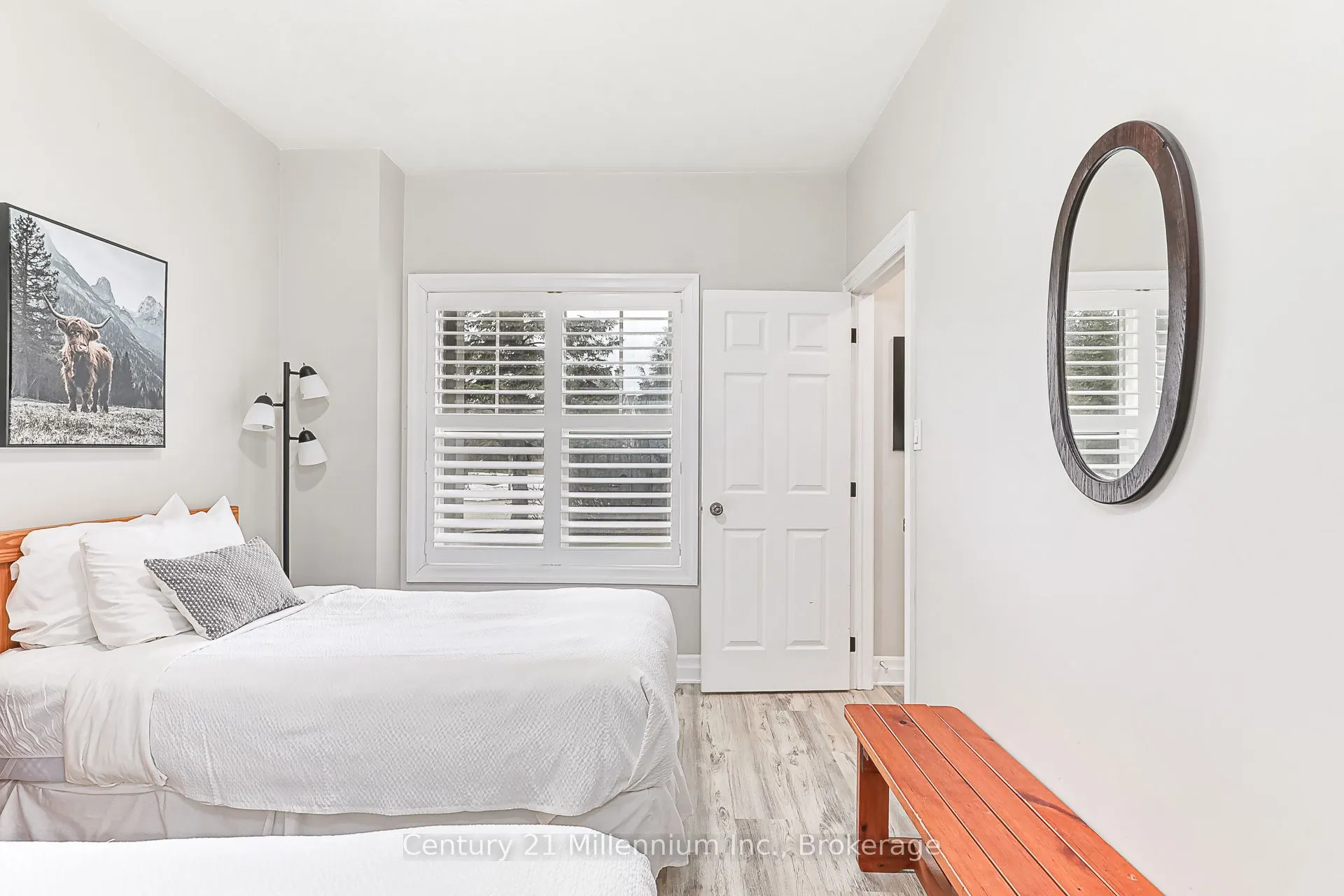 184 Snowbridge Way, #120