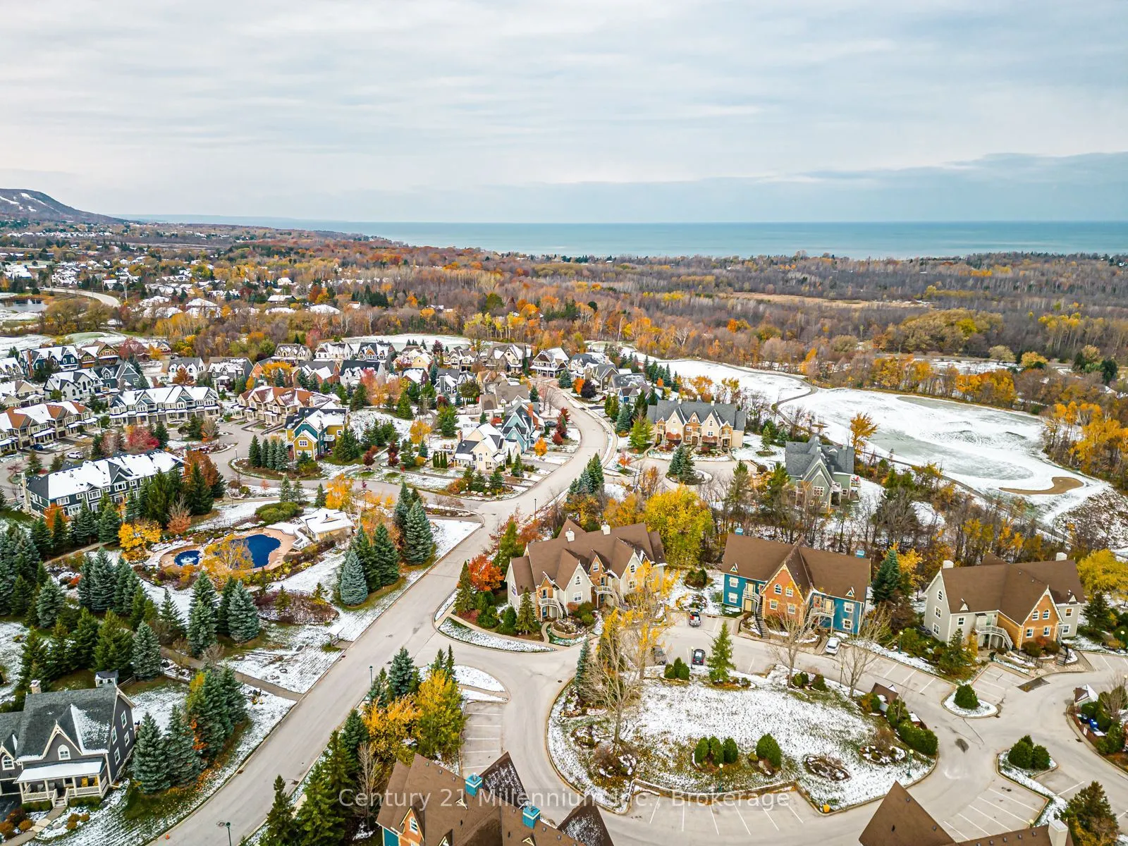 184 Snowbridge Way, #120