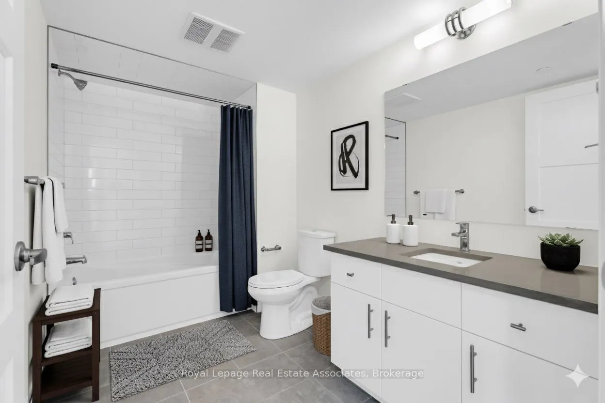 93 Arthur Street S, #1212