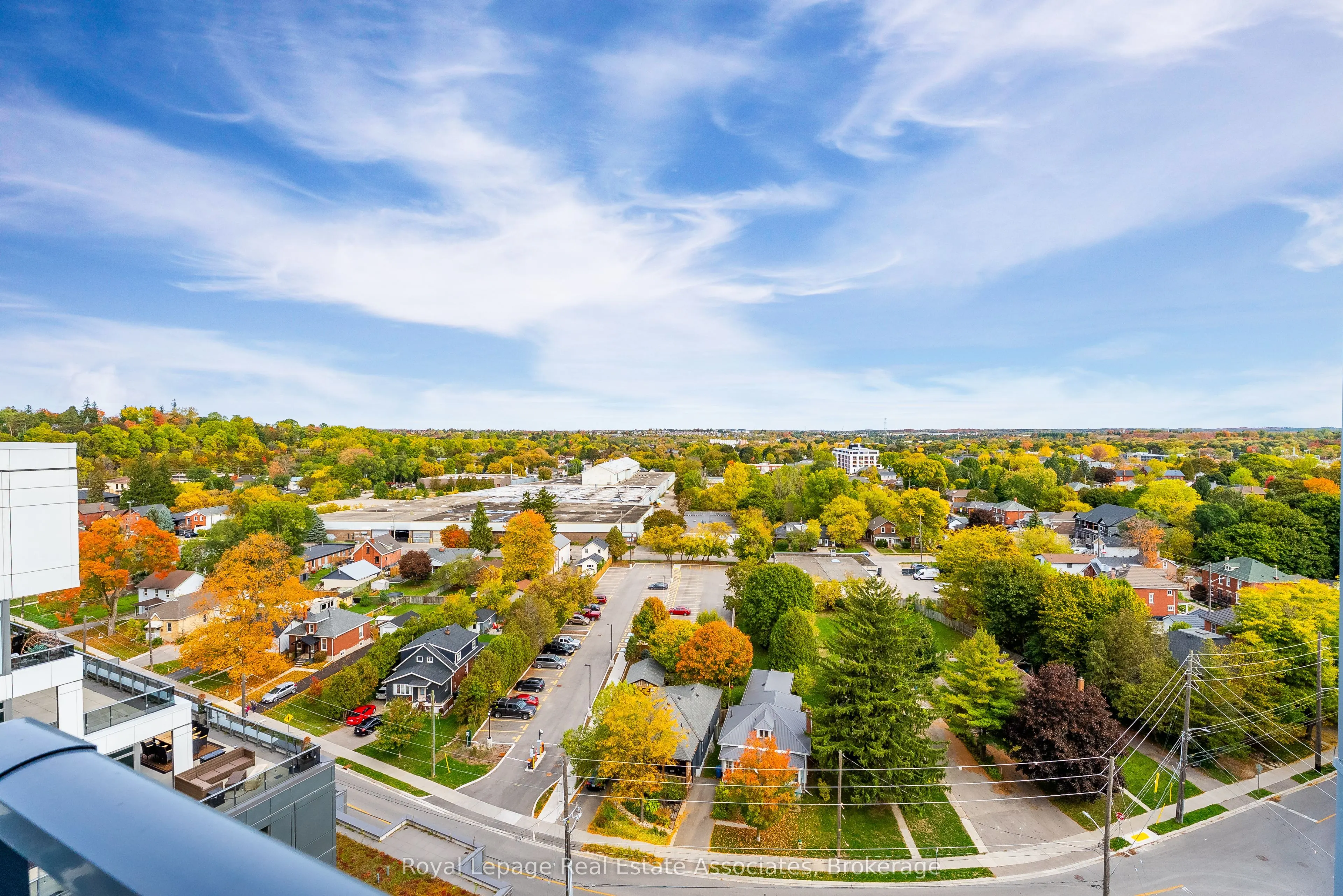 93 Arthur Street S, #1212