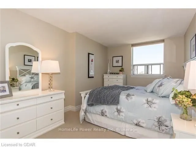 55 Yarmouth Street, #801