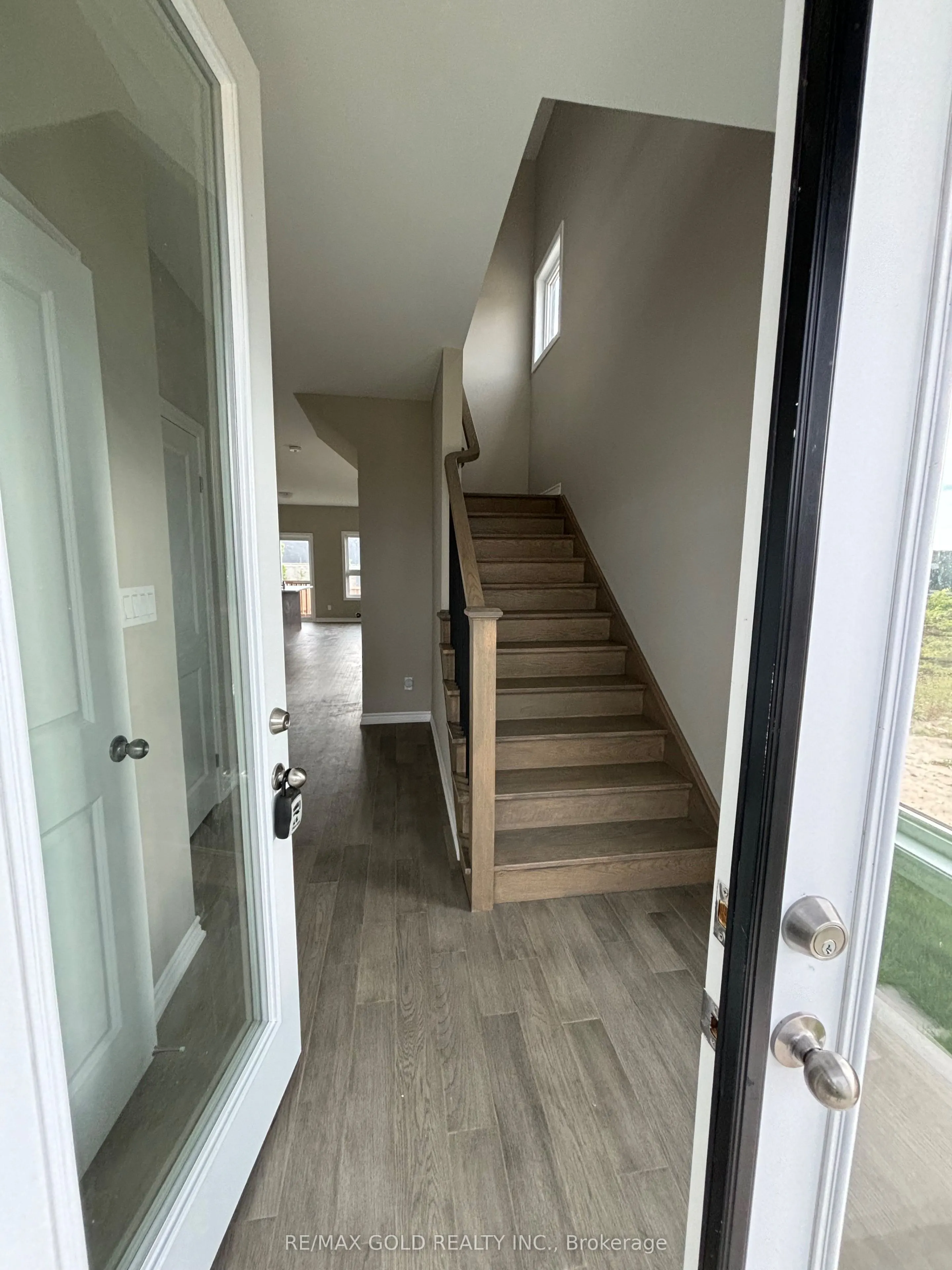 258 Wellandvale Drive