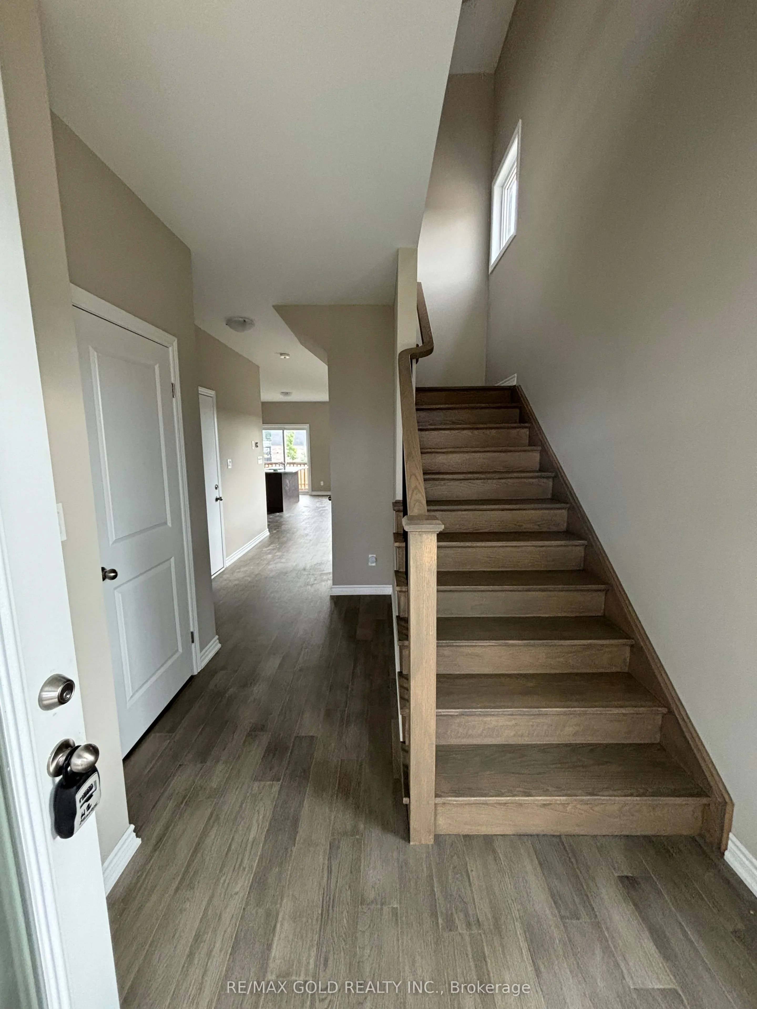 258 Wellandvale Drive