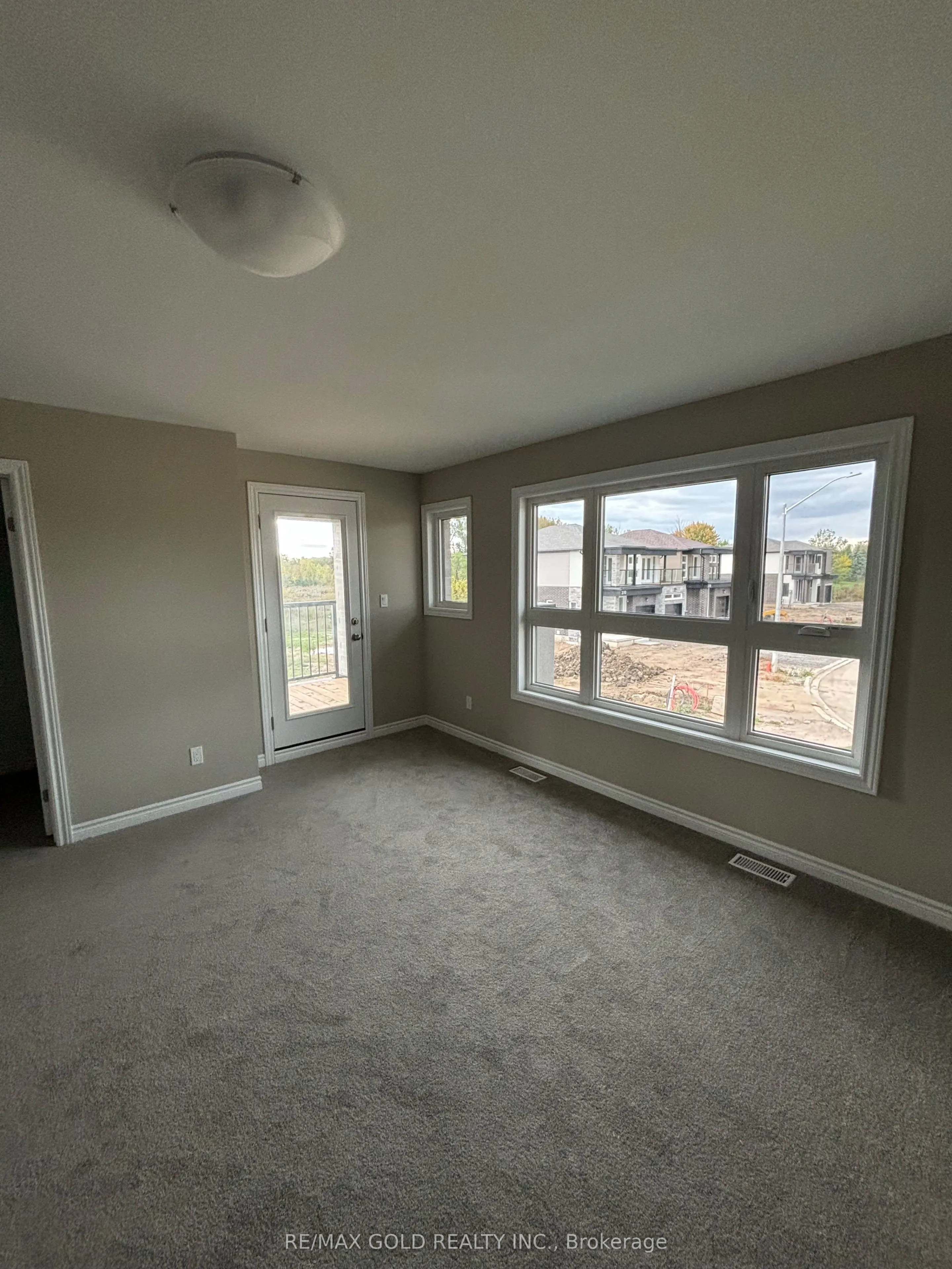 258 Wellandvale Drive