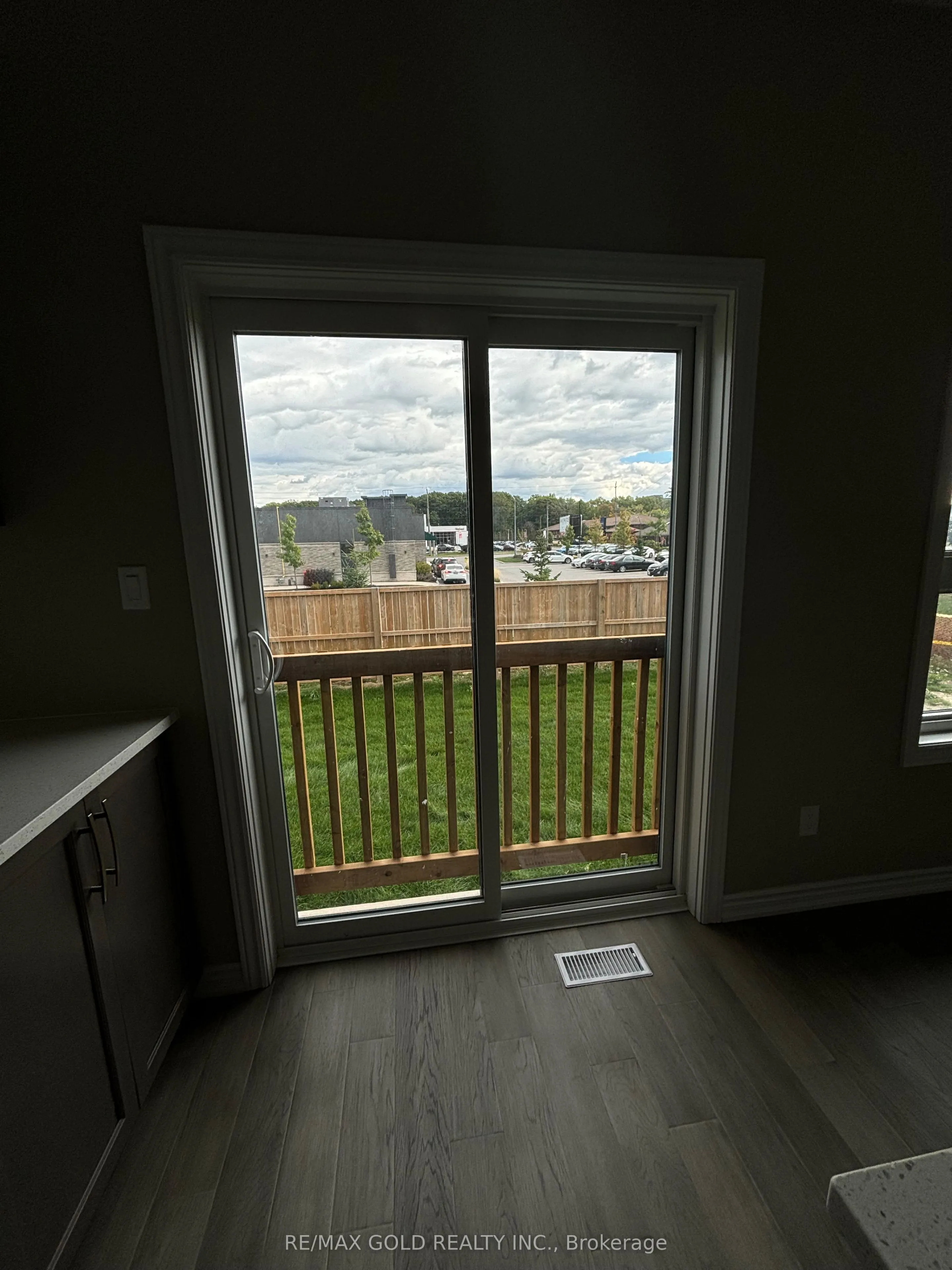 258 Wellandvale Drive