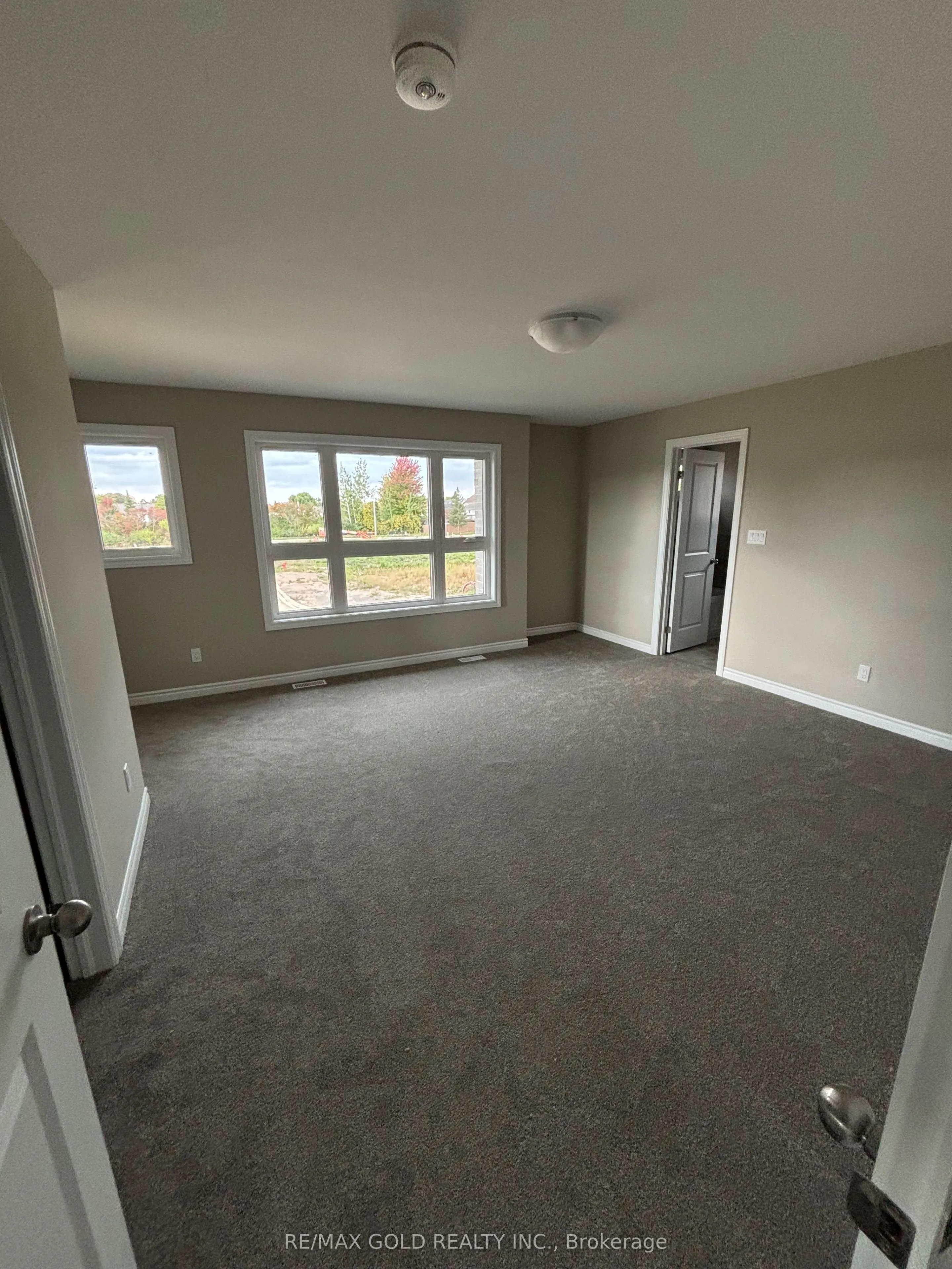 258 Wellandvale Drive