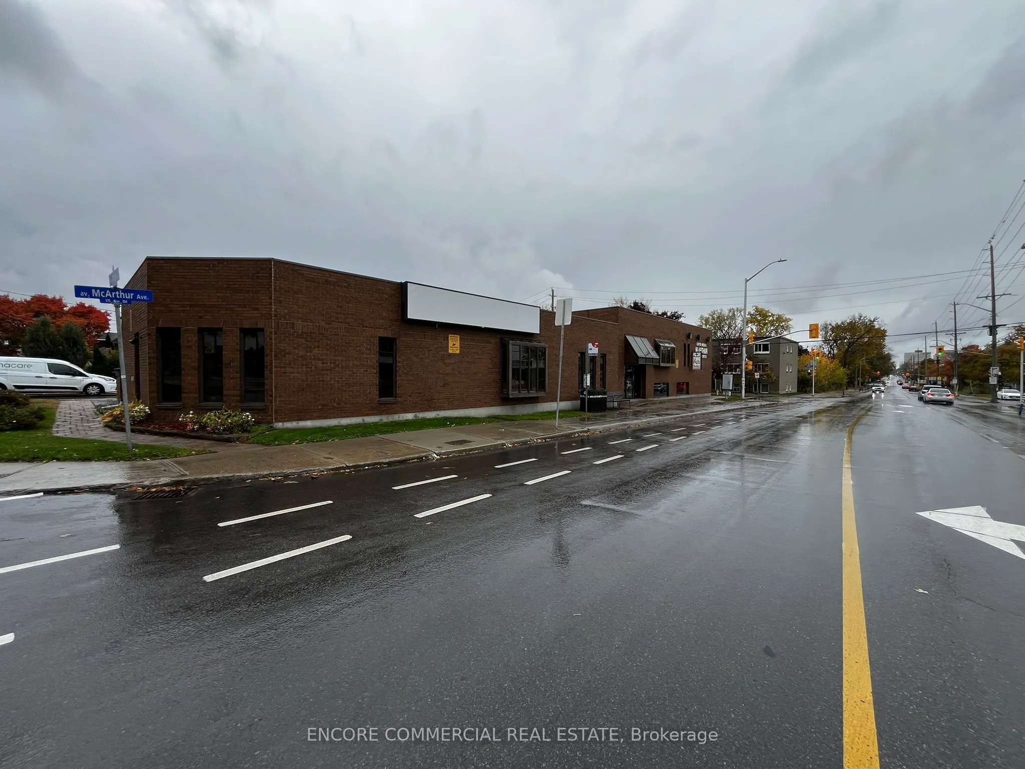 390 Mcarthur Avenue, #200 & 201