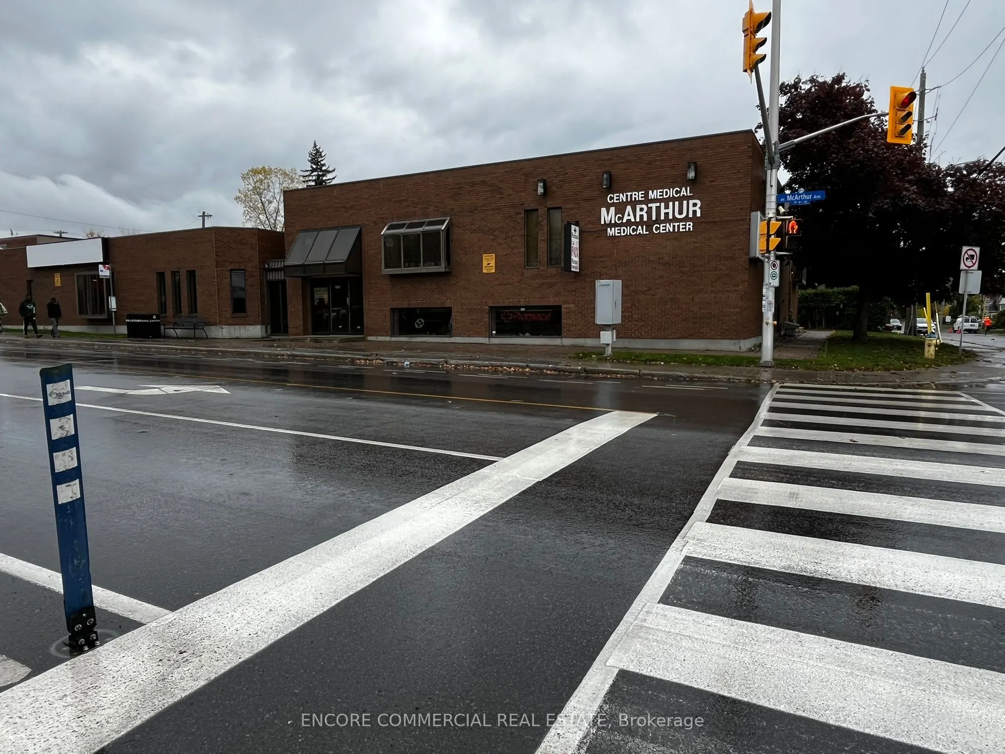 390 Mcarthur Avenue, #200 & 201