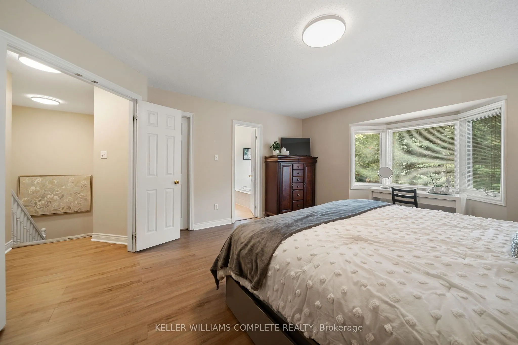 320 Hamilton Drive #10