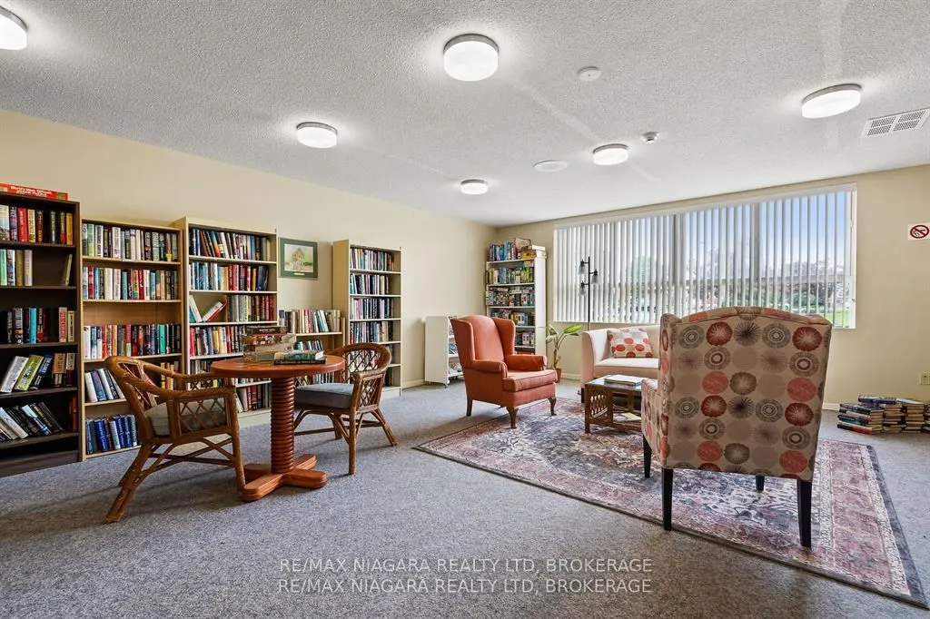 7 Gale Crescent, #201