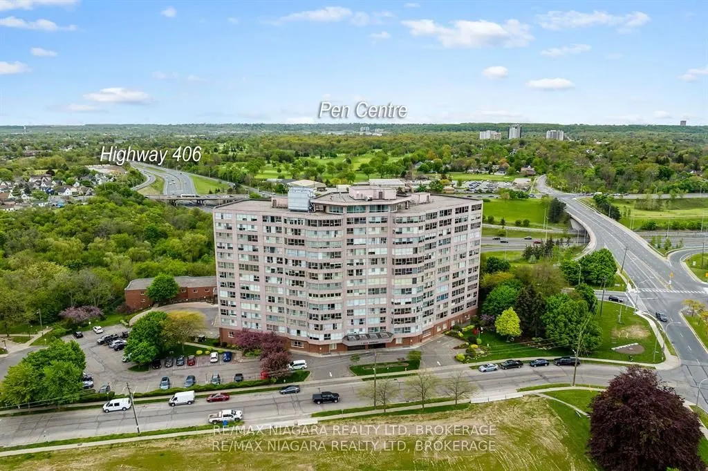 7 Gale Crescent, #201