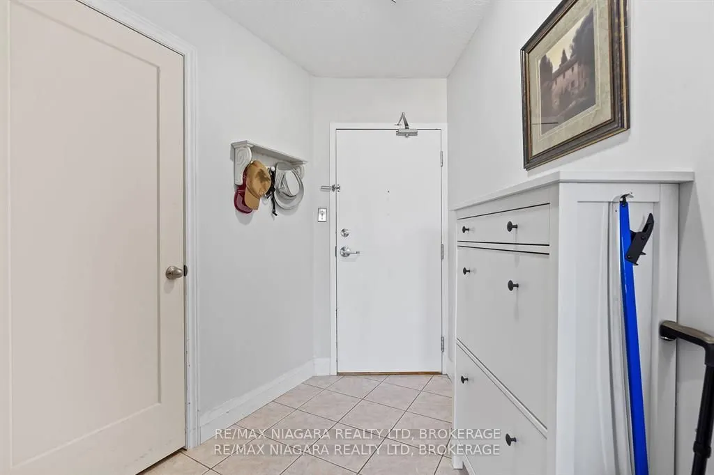 7 Gale Crescent, #201