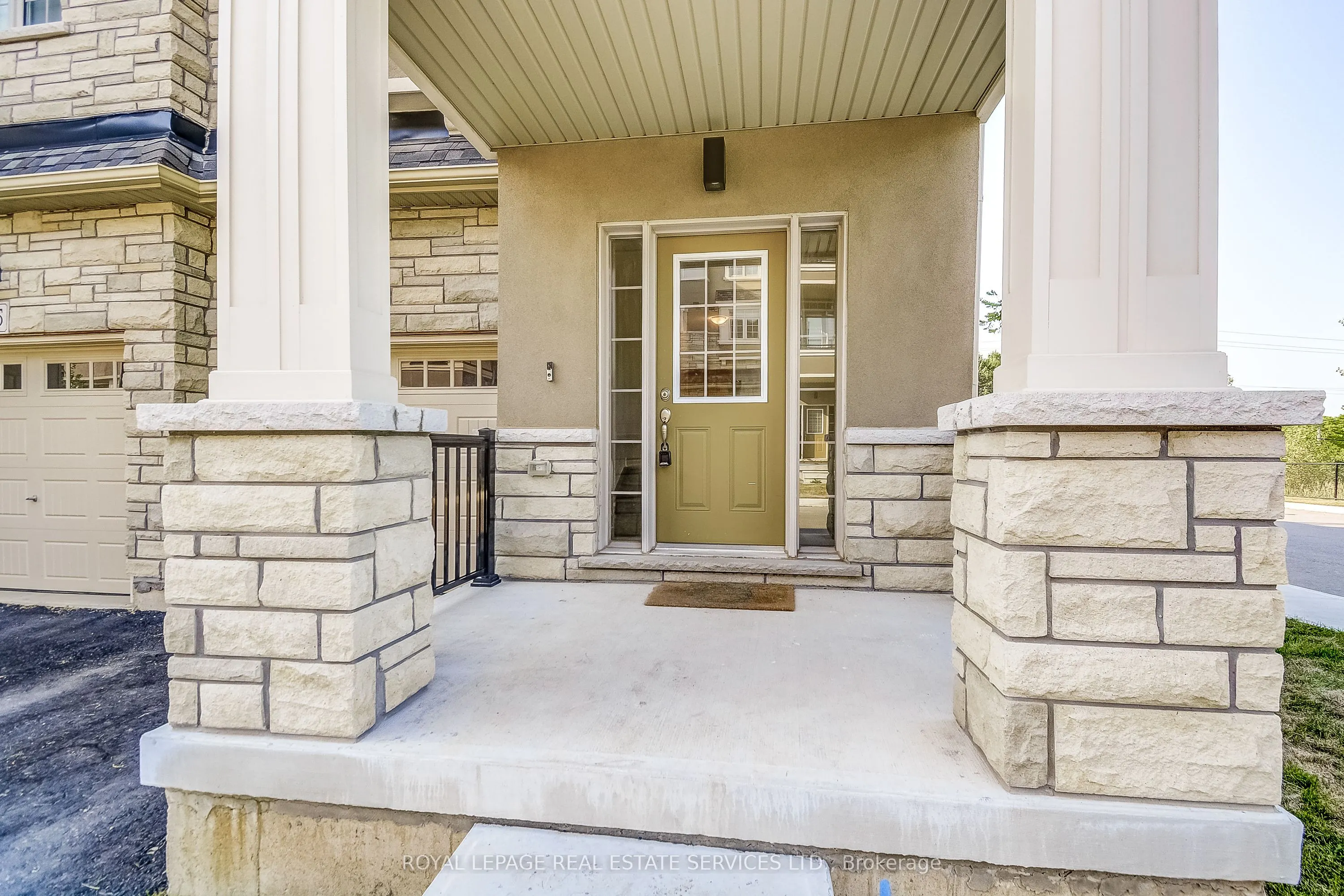 305 Garner Road W, #14