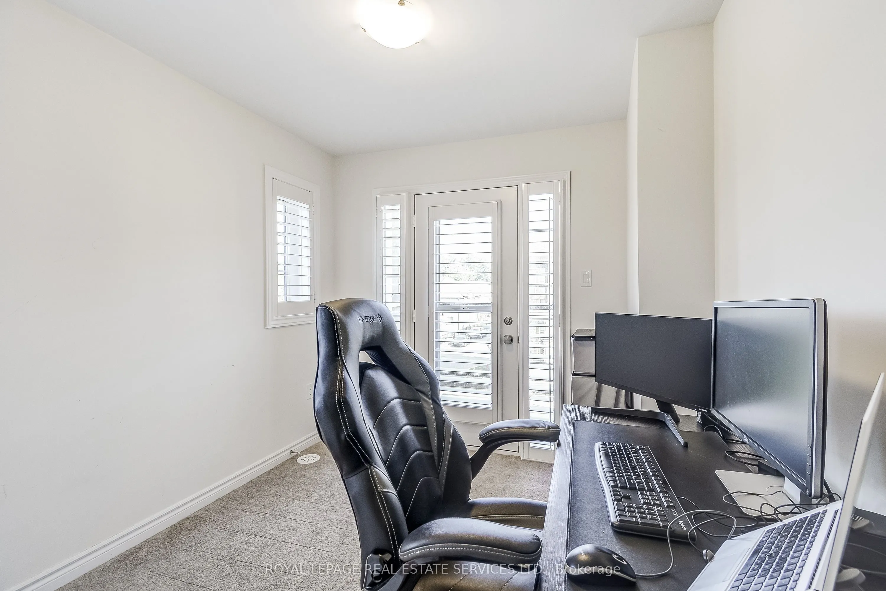 305 Garner Road W, #14