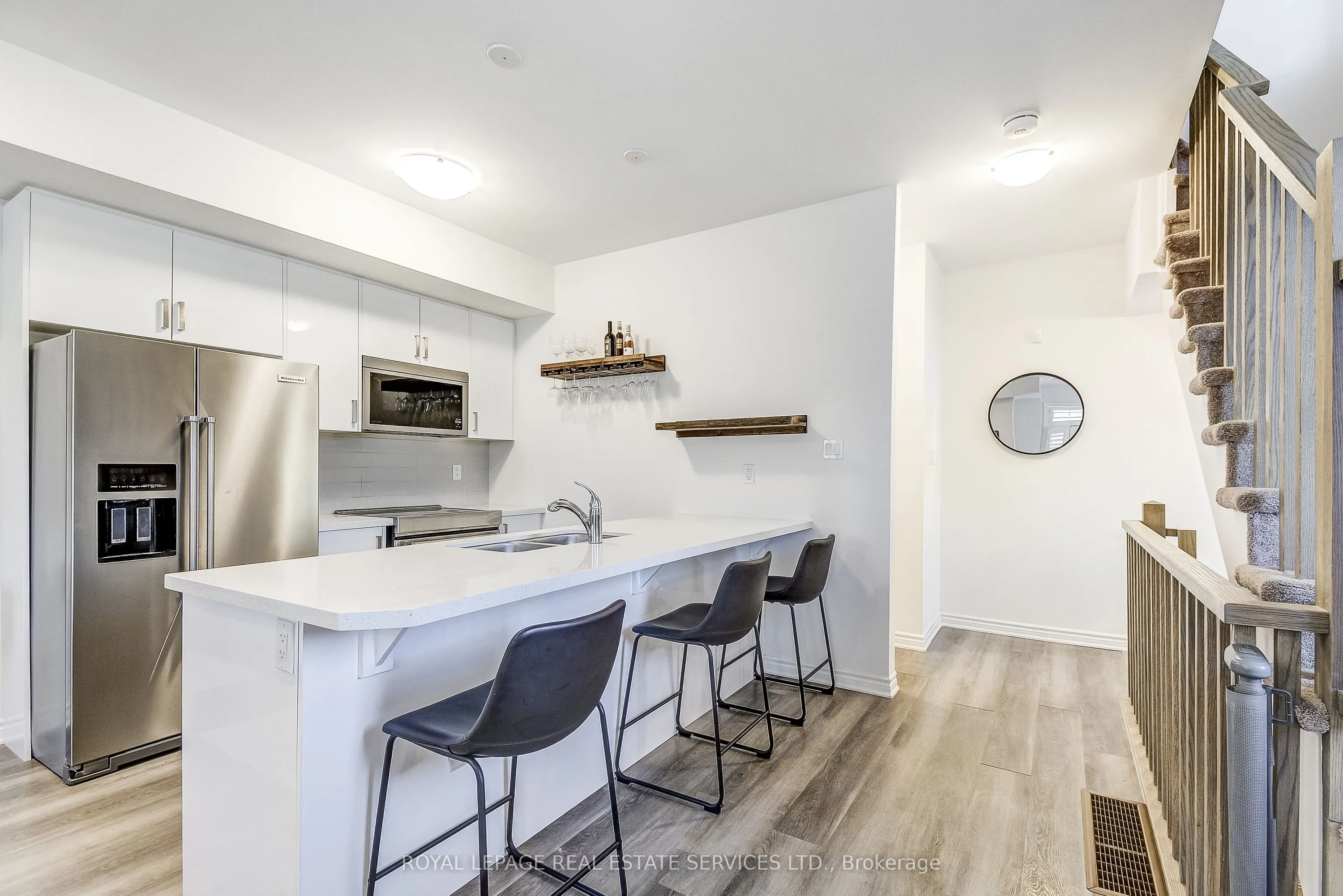 305 Garner Road W, #14