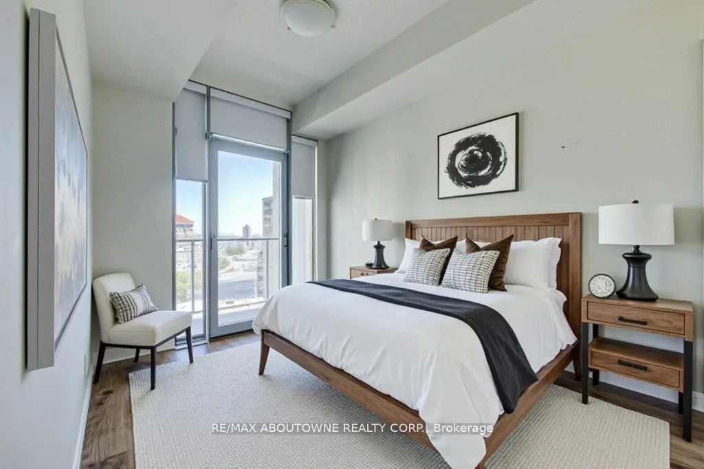 60 Frederick Street, #903