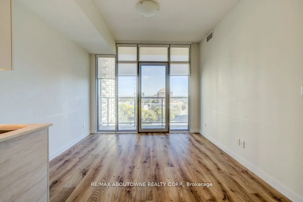 60 Frederick Street, #903