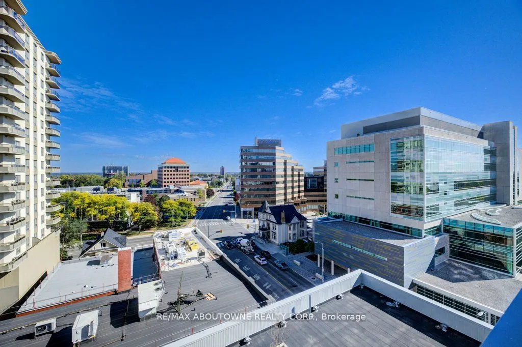 60 Frederick Street, #903