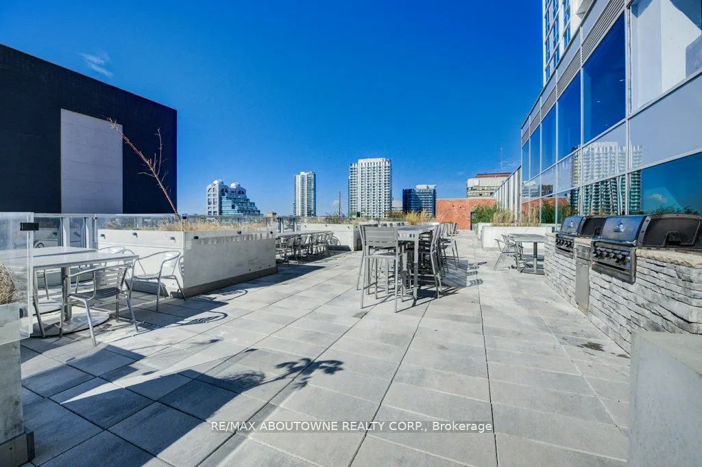 60 Frederick Street, #903