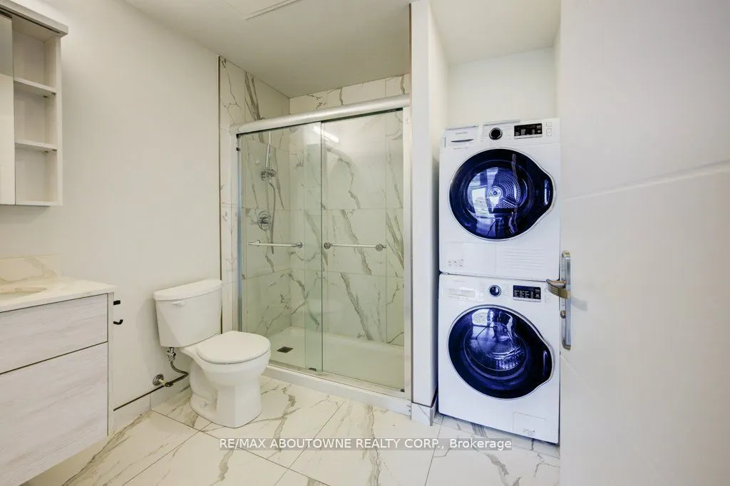 60 Frederick Street, #903