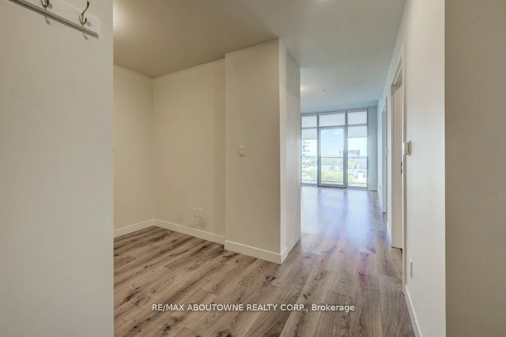 60 Frederick Street, #903