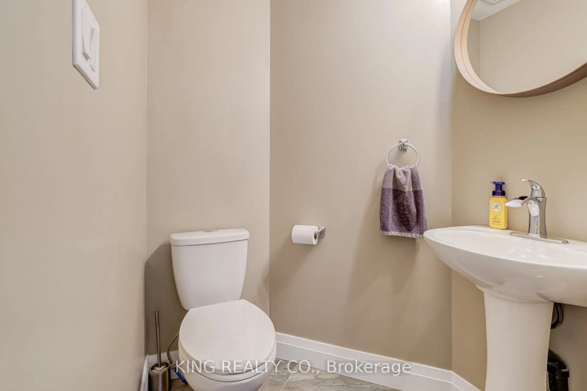 140 Sanford Avenue N