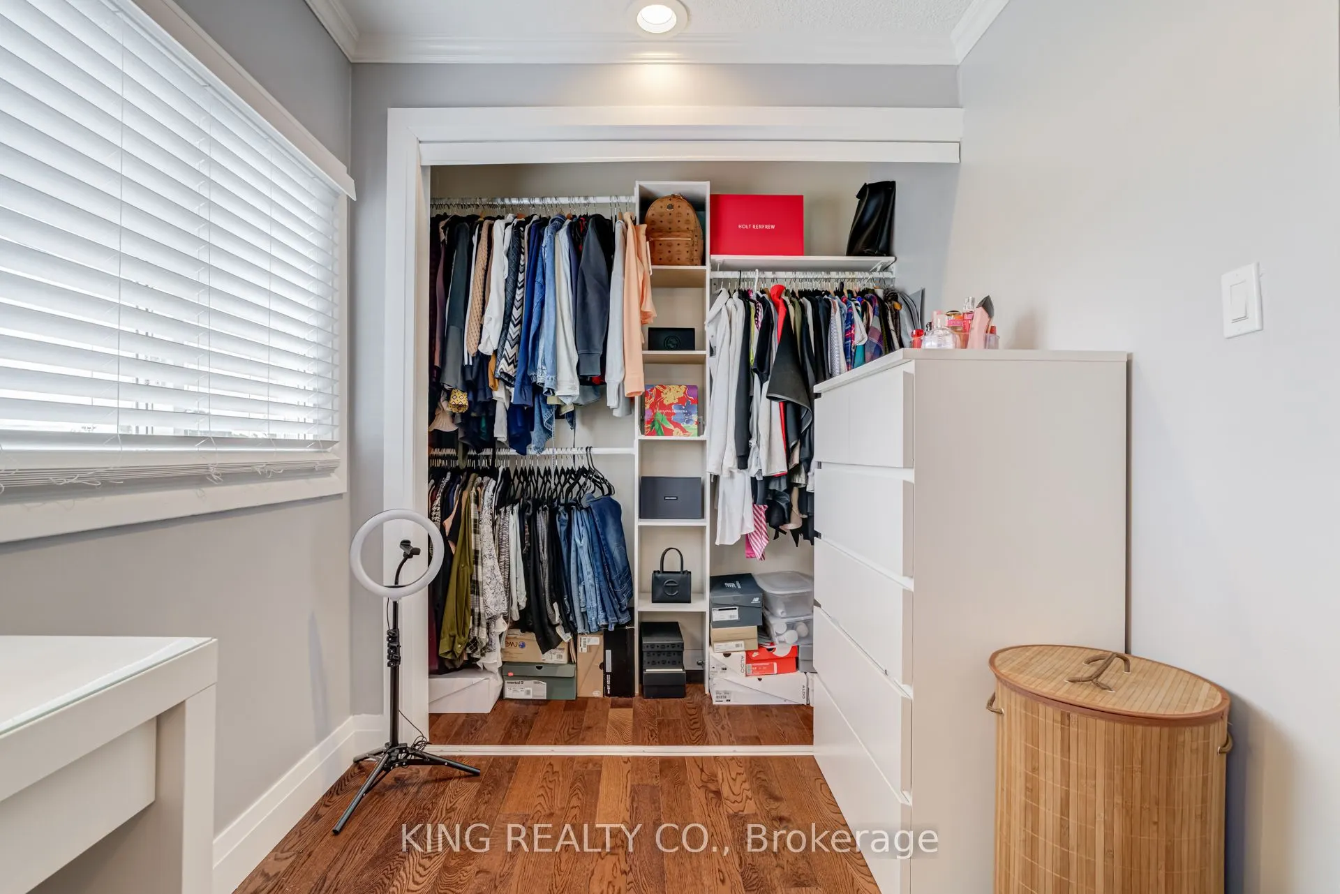 140 Sanford Avenue N