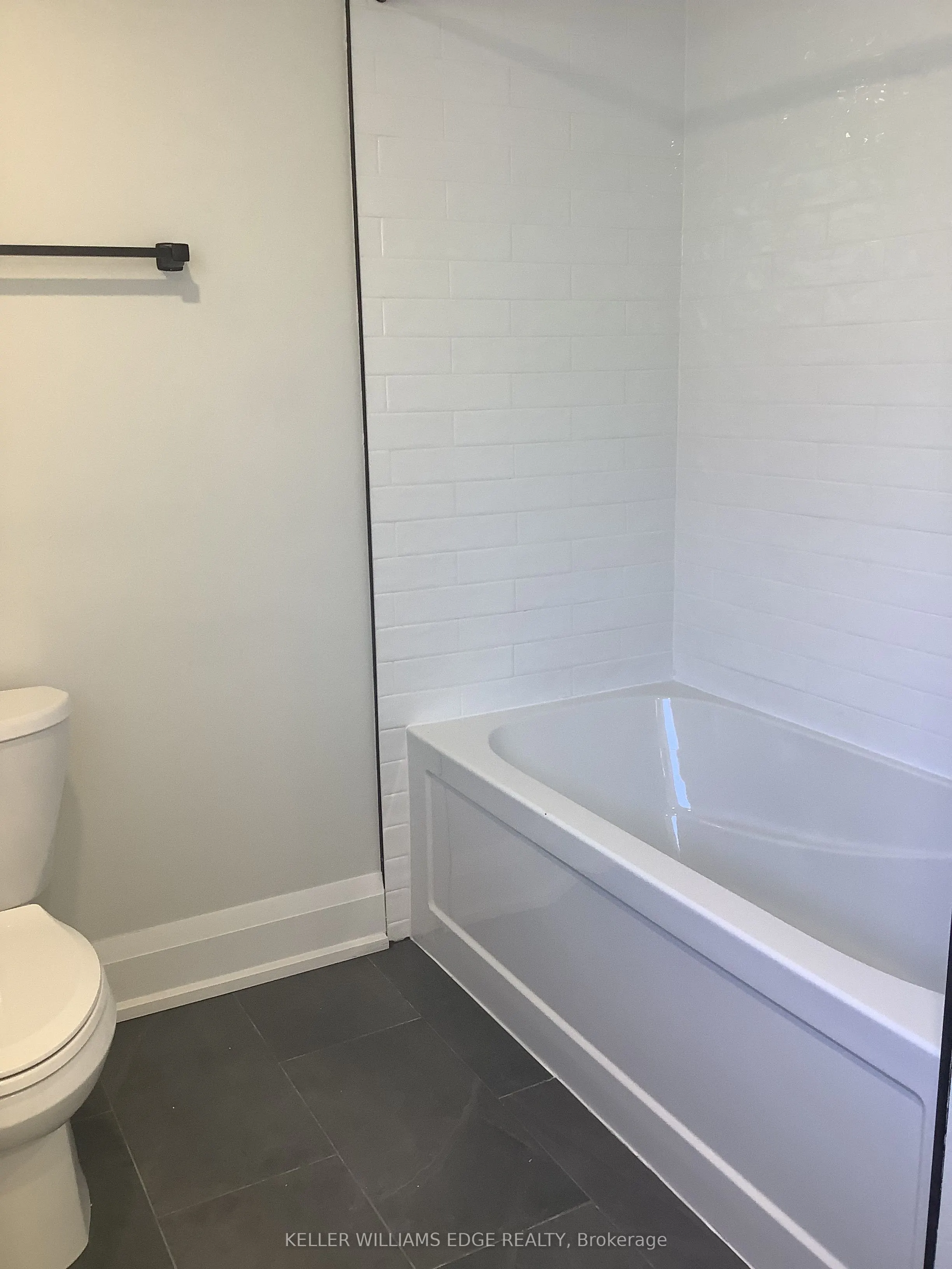 93 Purdy Crescent, ##2