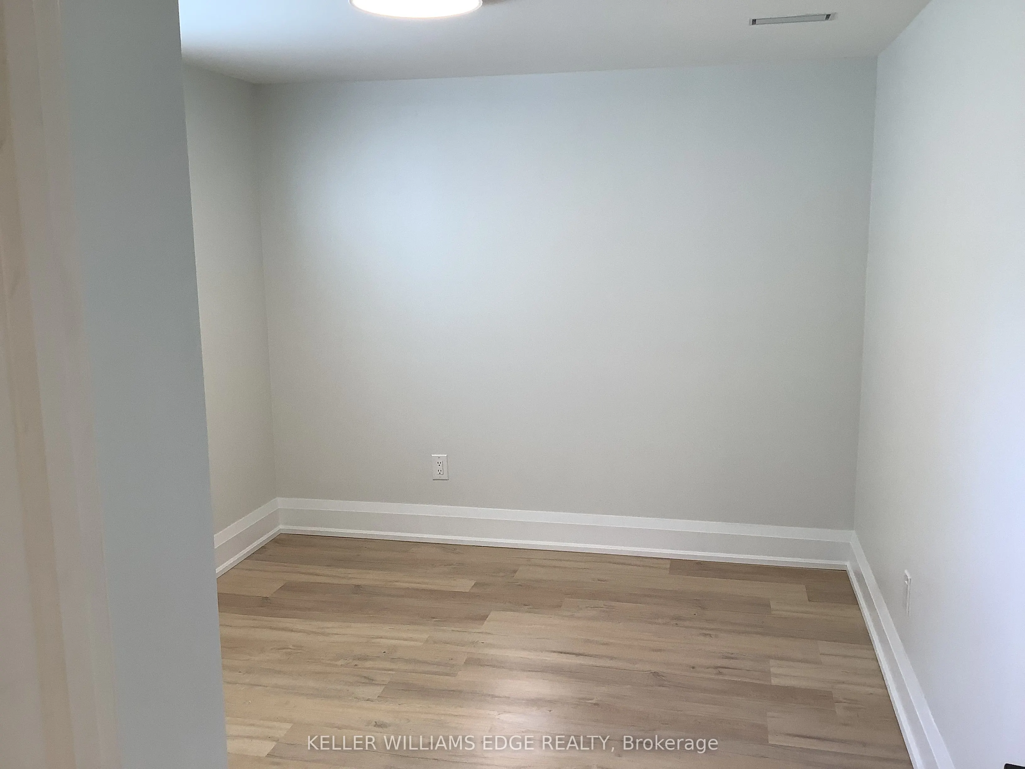 93 Purdy Crescent, ##2