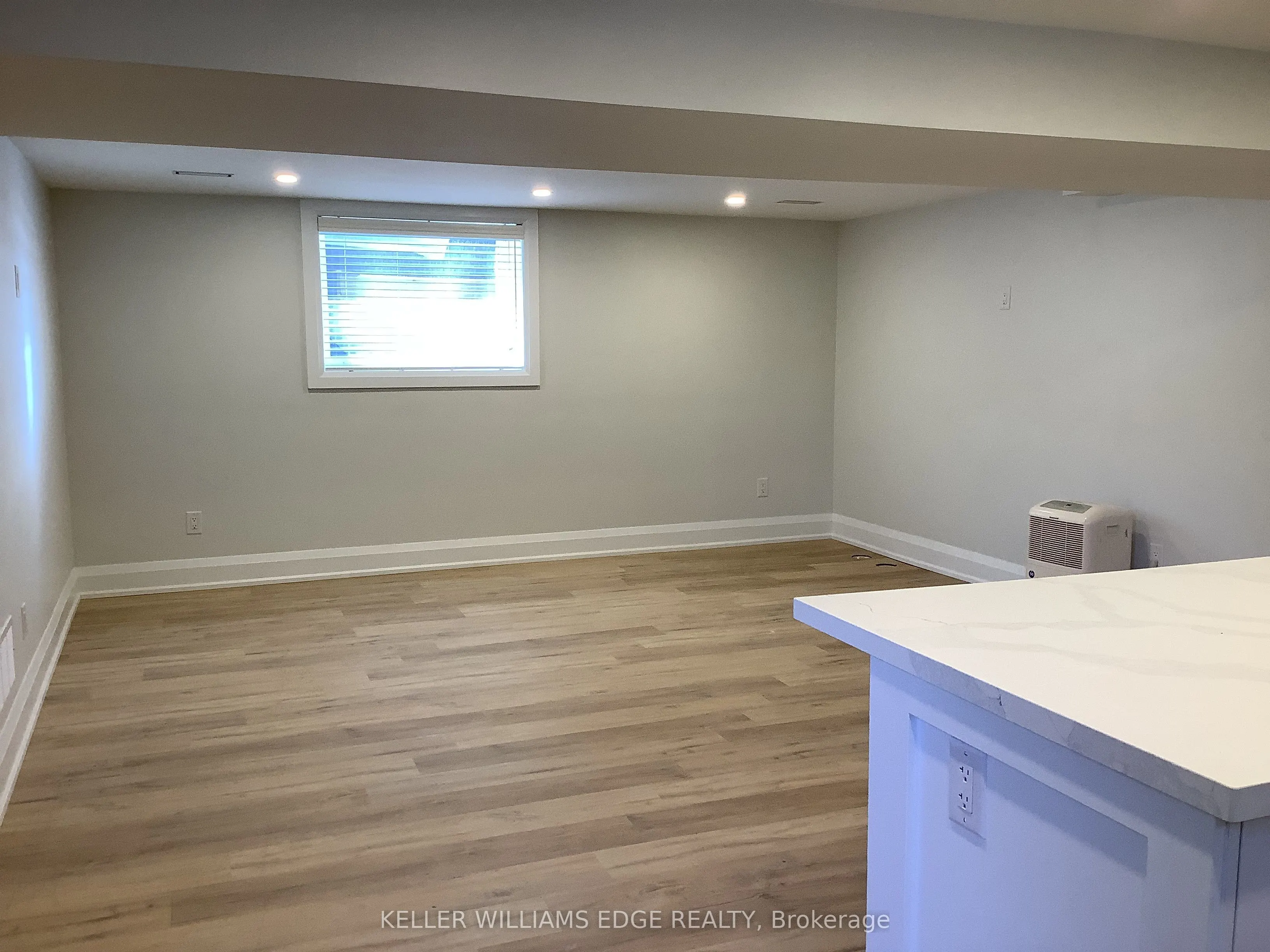 93 Purdy Crescent, ##2