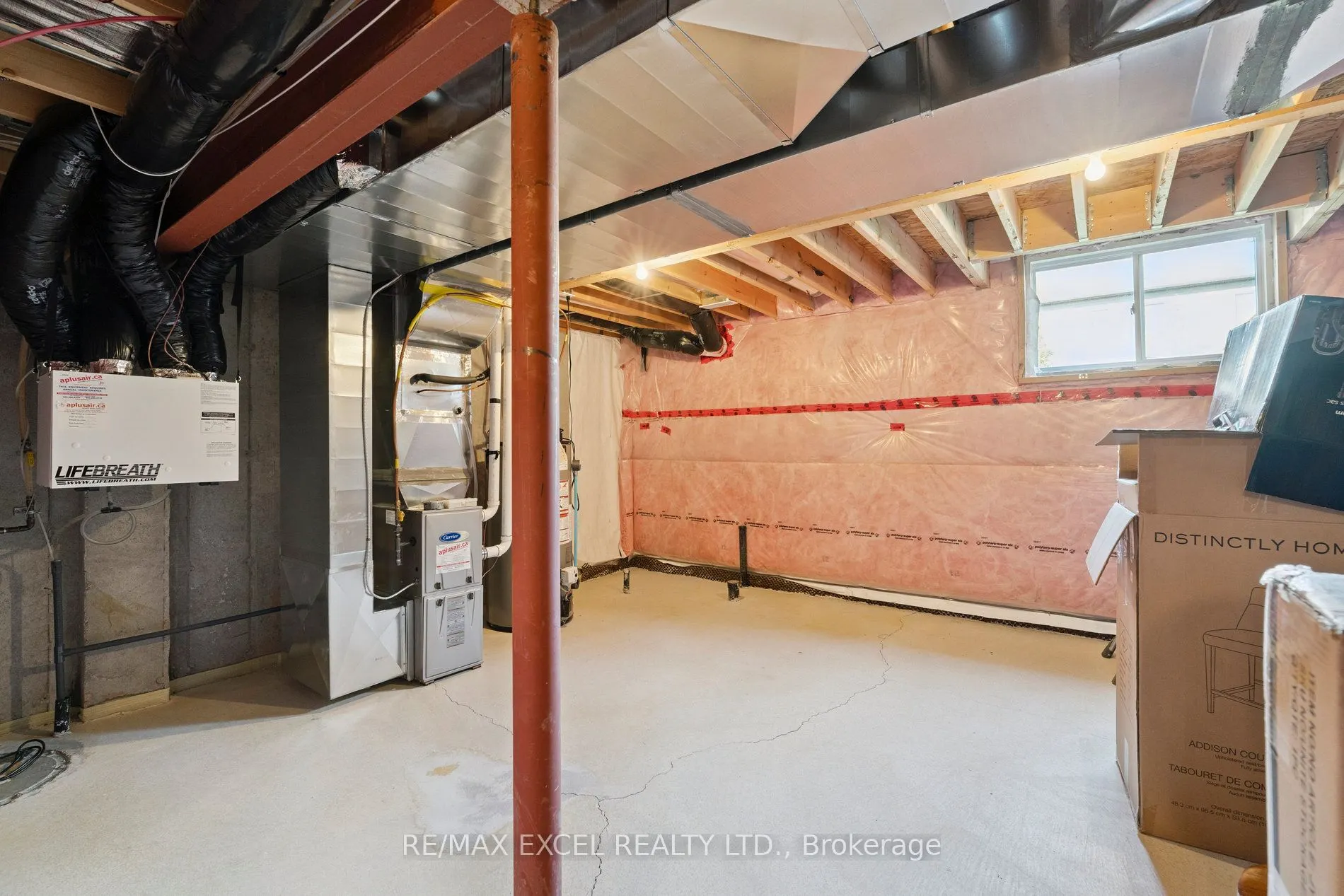 6401 Shapton Crescent