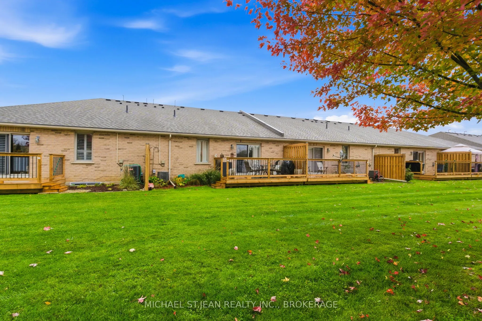 385 Park Road N, #22