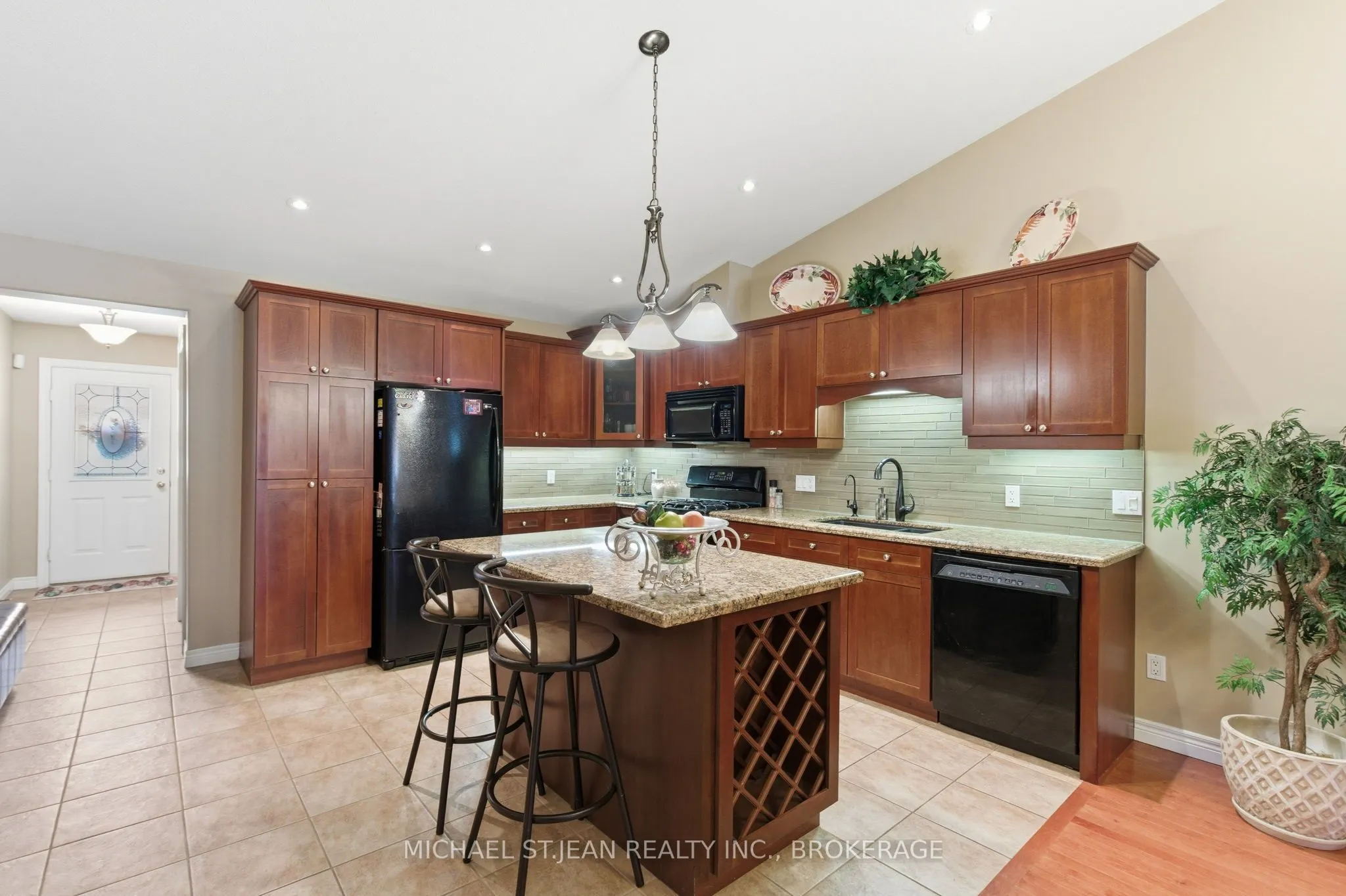 385 Park Road N, #22