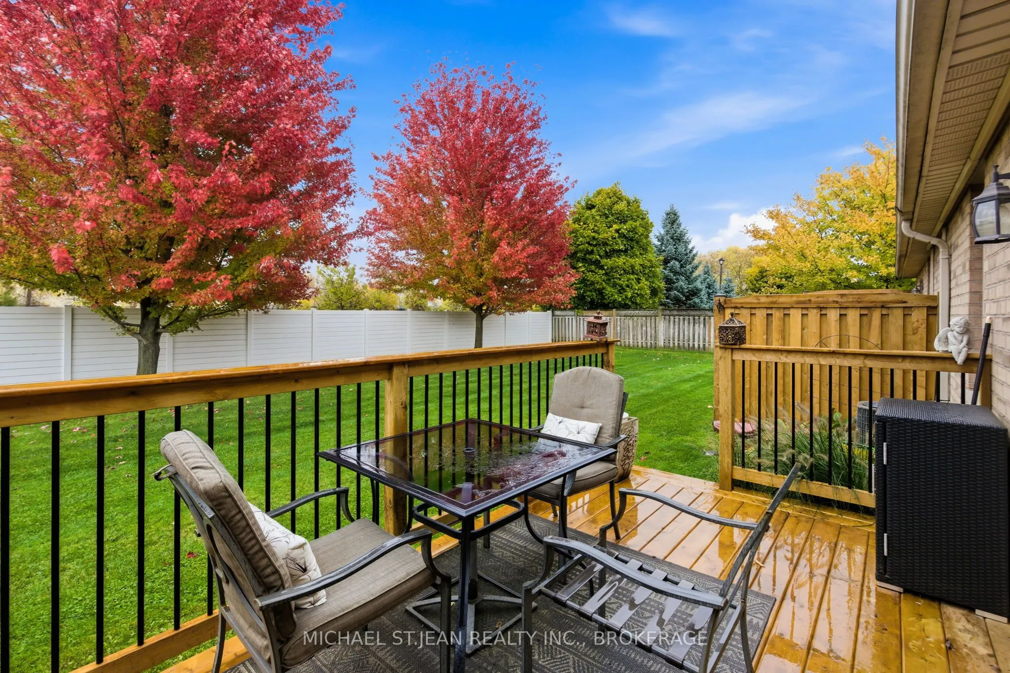 385 Park Road N, #22