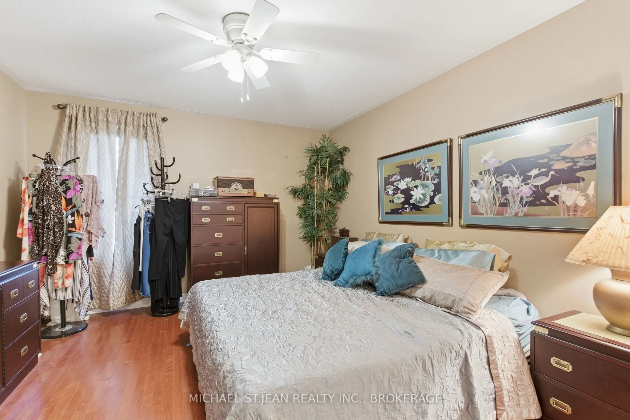 385 Park Road N, #22