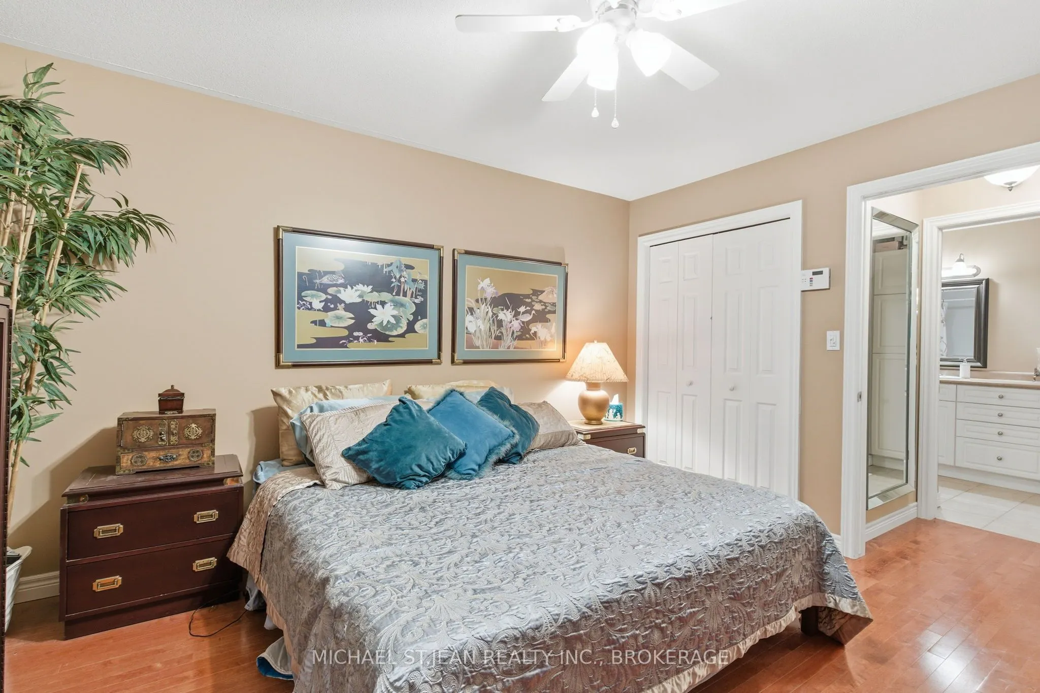 385 Park Road N, #22