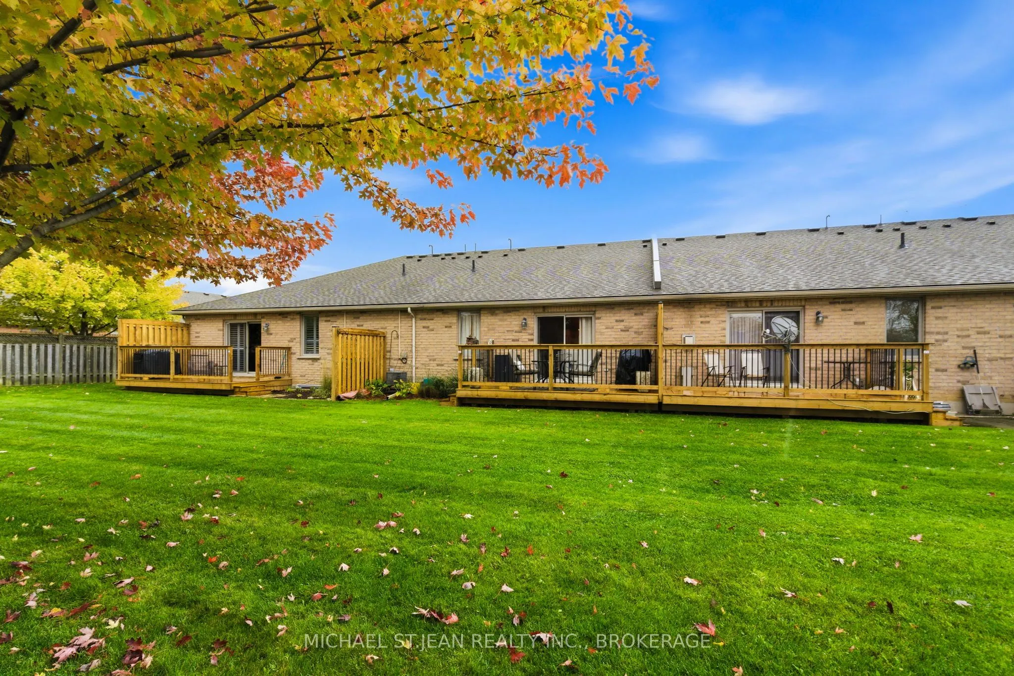 385 Park Road N, #22