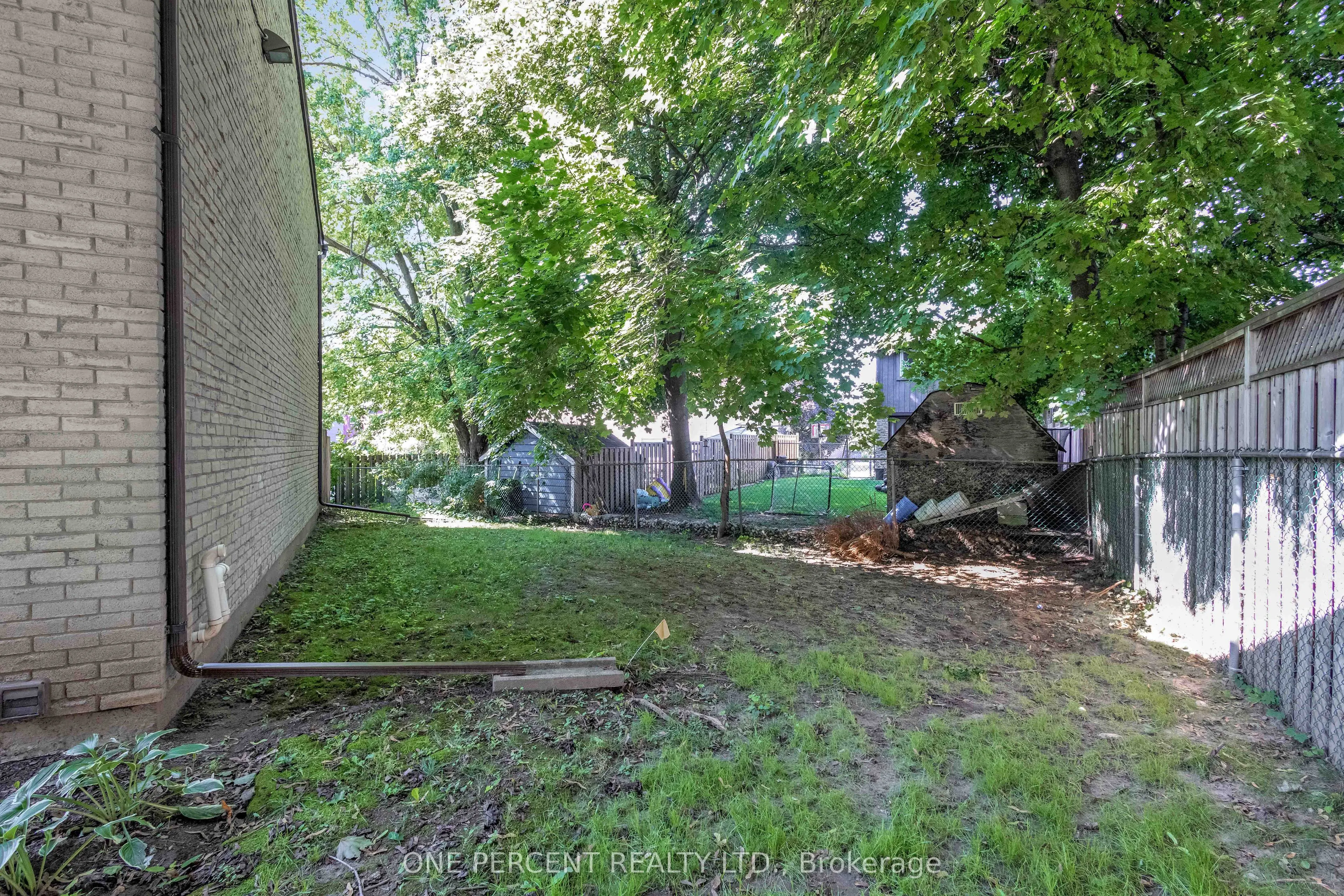 215 Glamis Road, #40