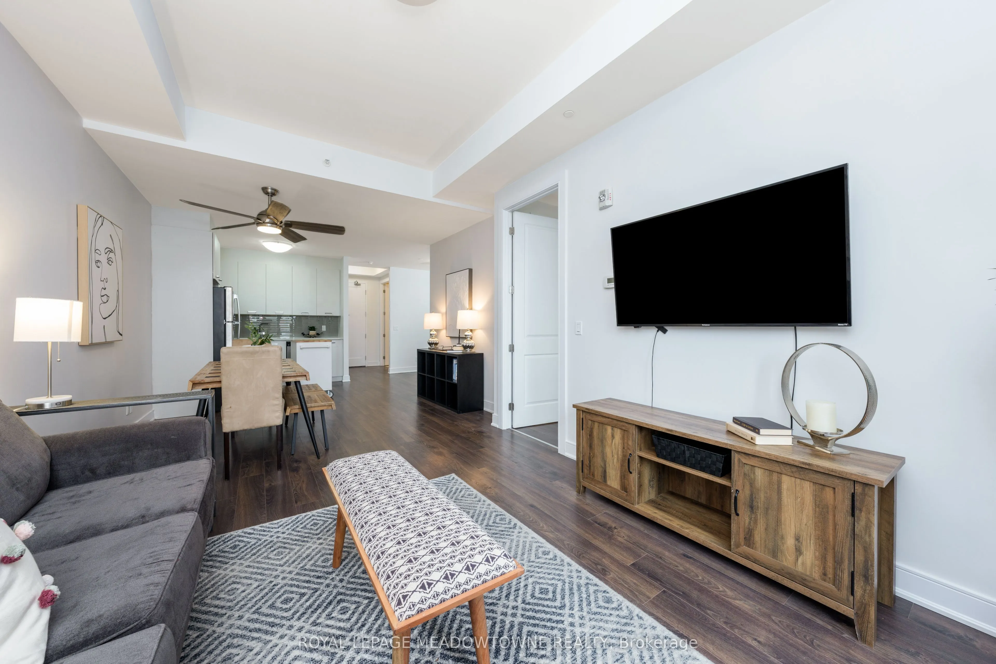 150 Main Street W, #505