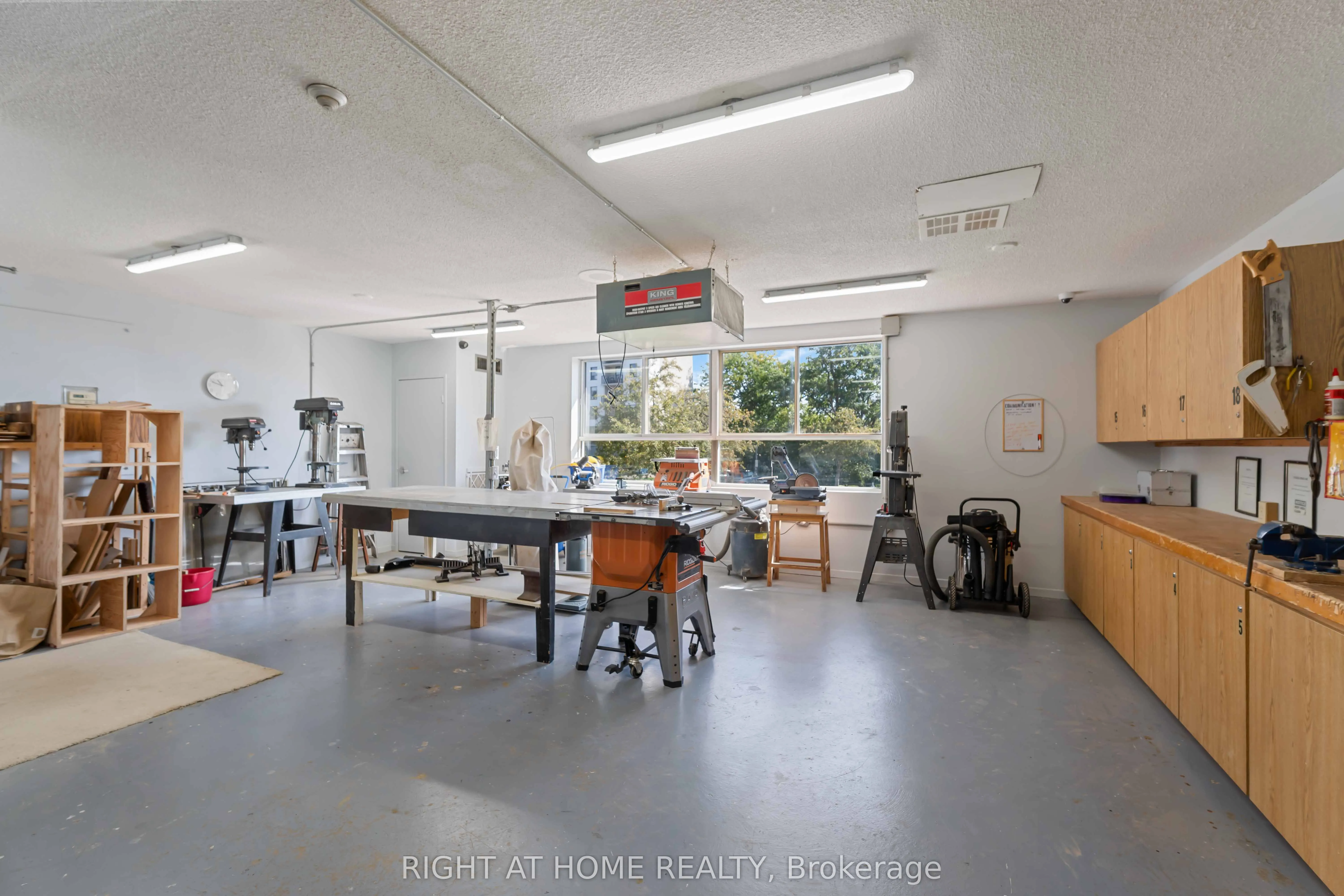 7 Gale Crescent, #204