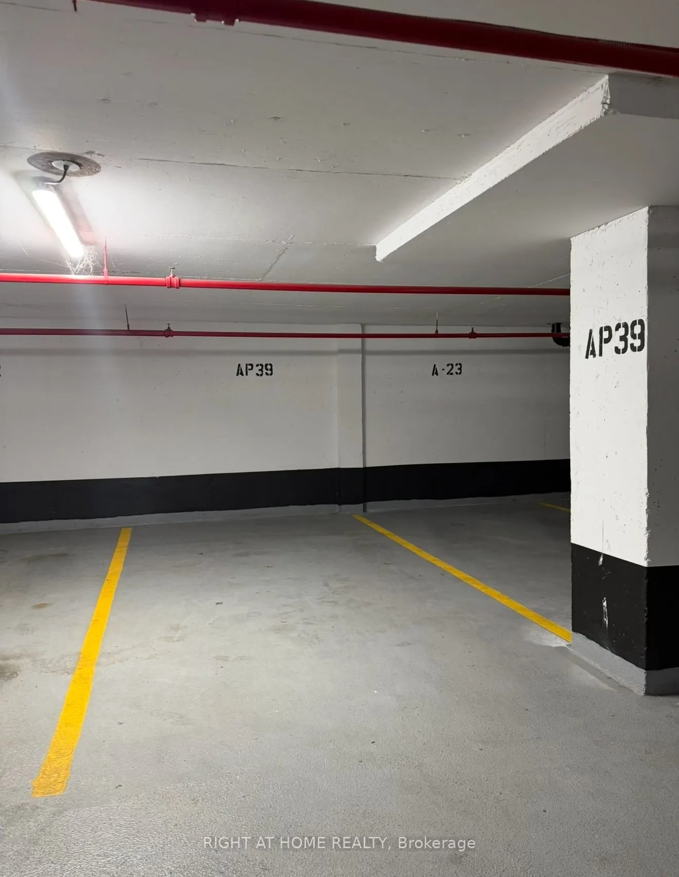 7 Gale Crescent, #204