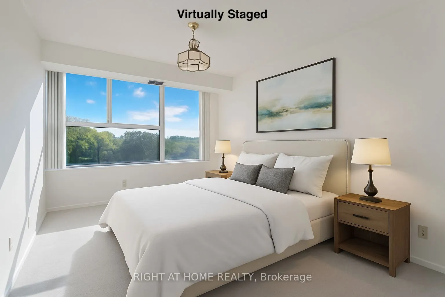 7 Gale Crescent, #204