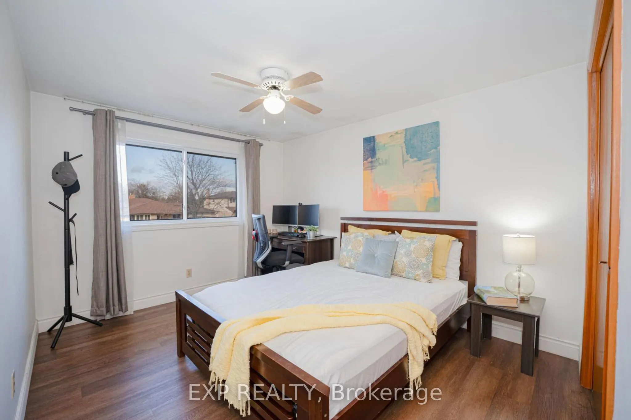 84 WIMBLETON Crescent