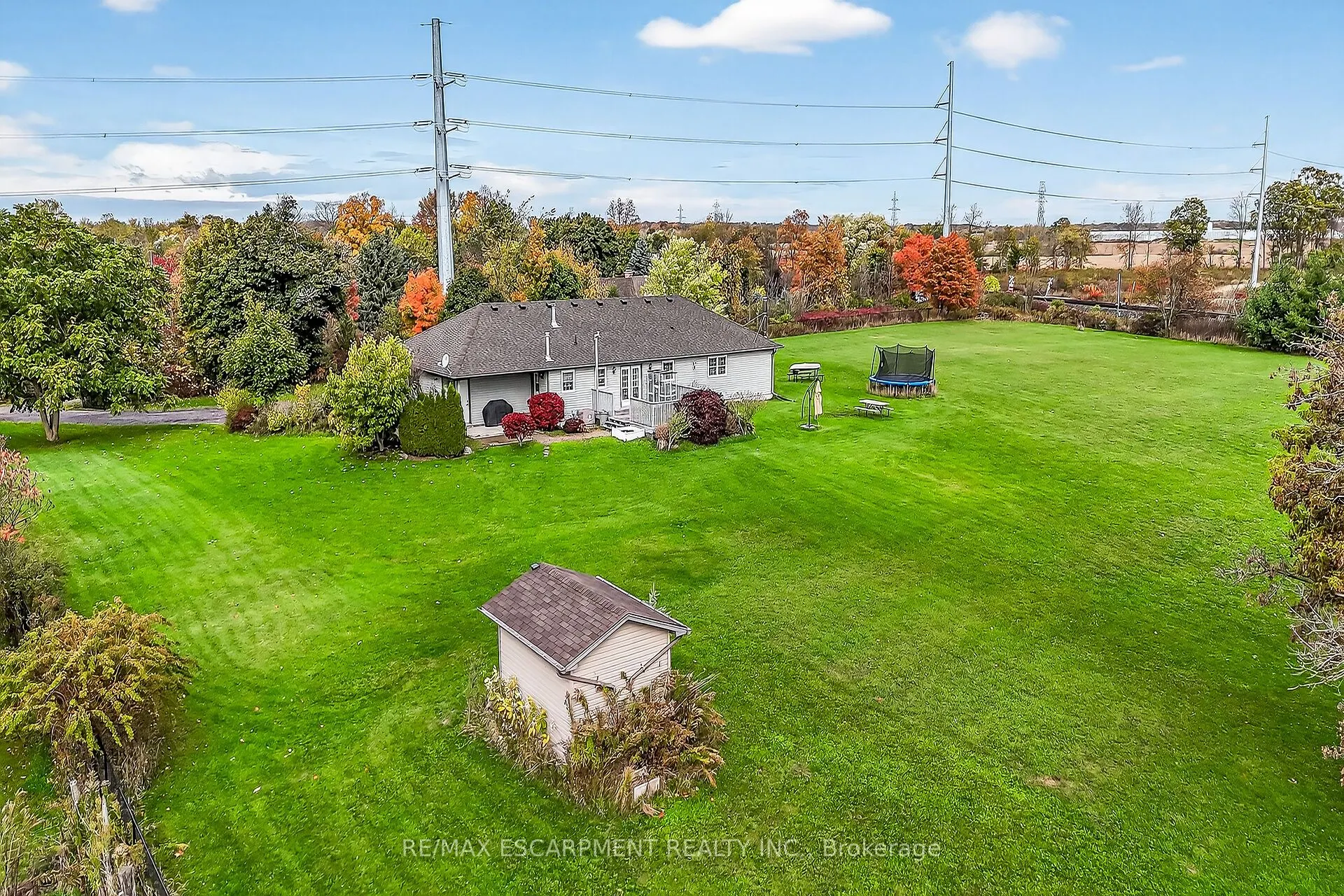 2905 SOUTH GRIMSBY ROAD 6